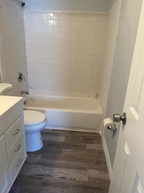 5006 Sanibel Ave, Fort Pierce FL  34951-2250 exterior