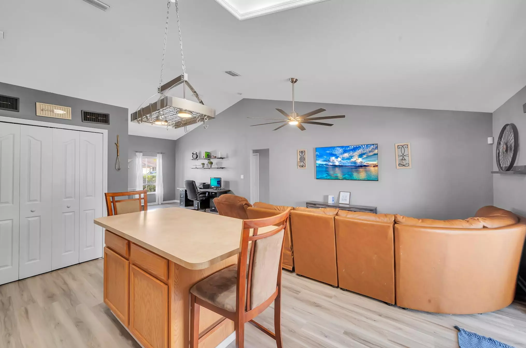 671 Hoffenberg Ave, Fort Pierce FL  34953-7625 exterior