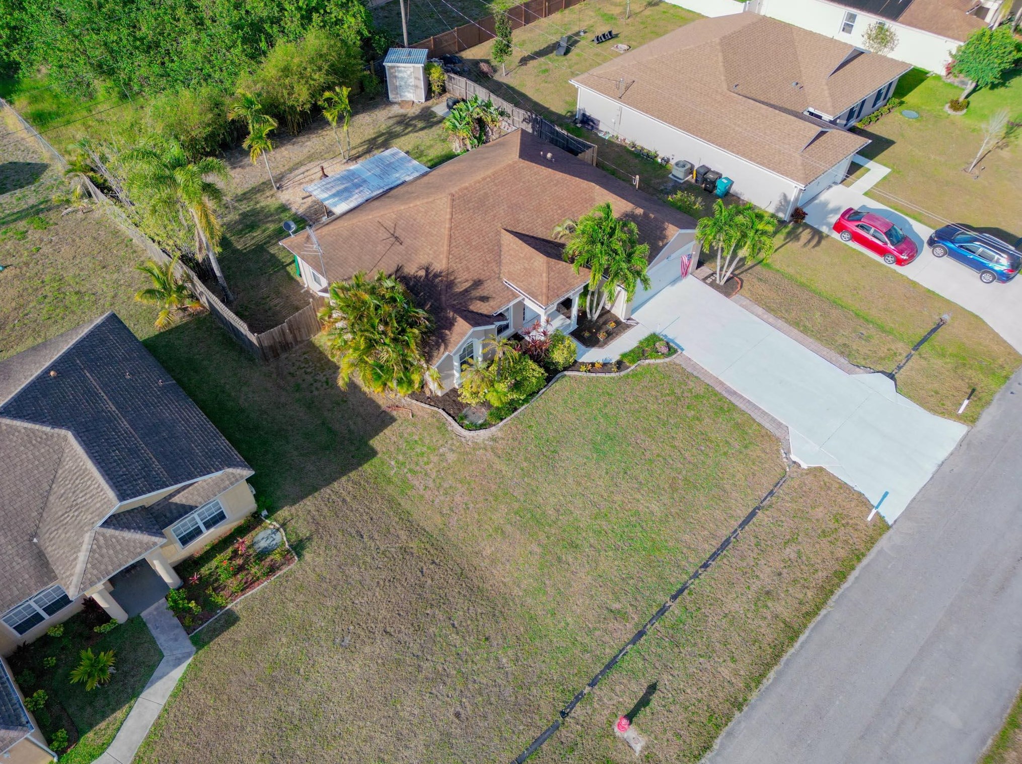 671 Hoffenberg Ave, Fort Pierce FL  34953-7625 exterior