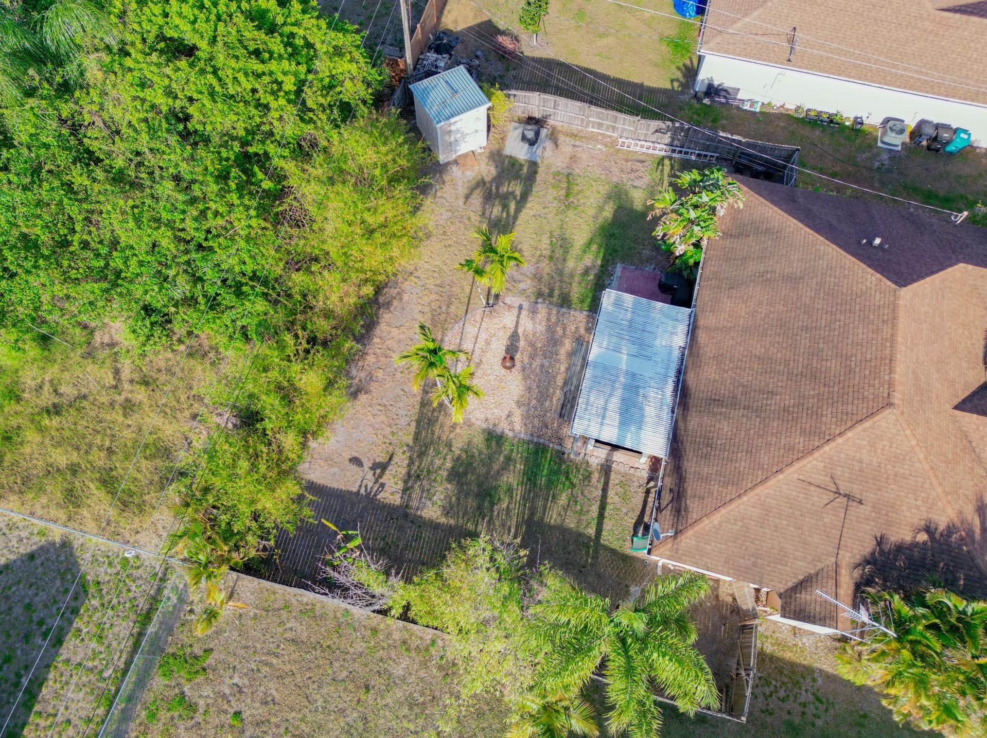 671 Hoffenberg Ave, Fort Pierce FL  34953-7625 exterior