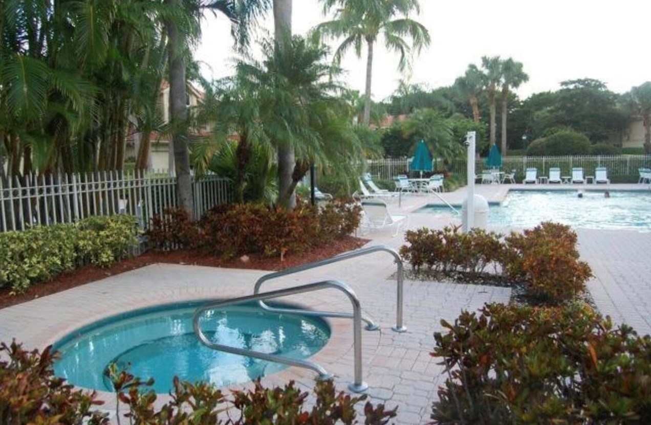 2431 59th St, Boca Raton FL 33496-2841 exterior