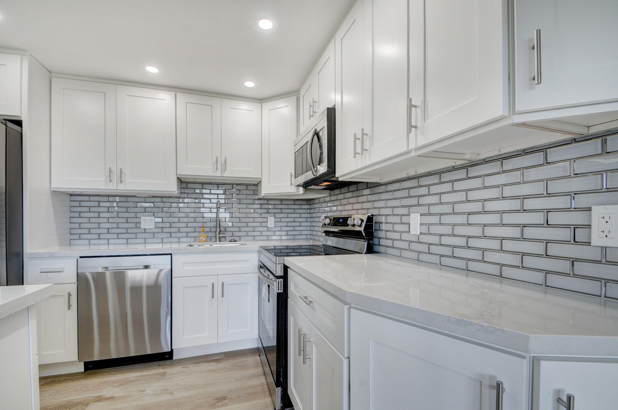 457 Southampton C, West Palm Beach FL  33417-7813 exterior