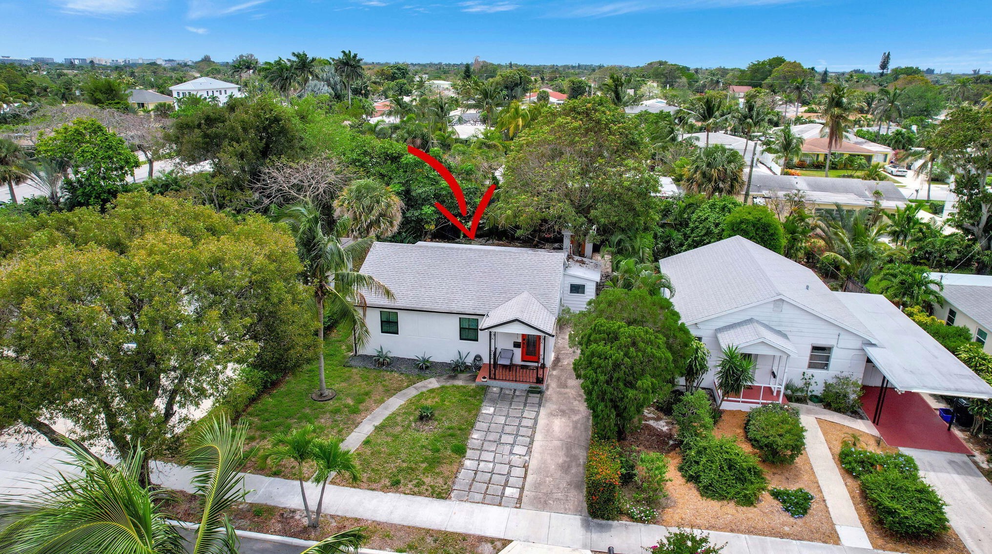 211 Princeton Dr, Lake Worth FL 33460-6237 exterior