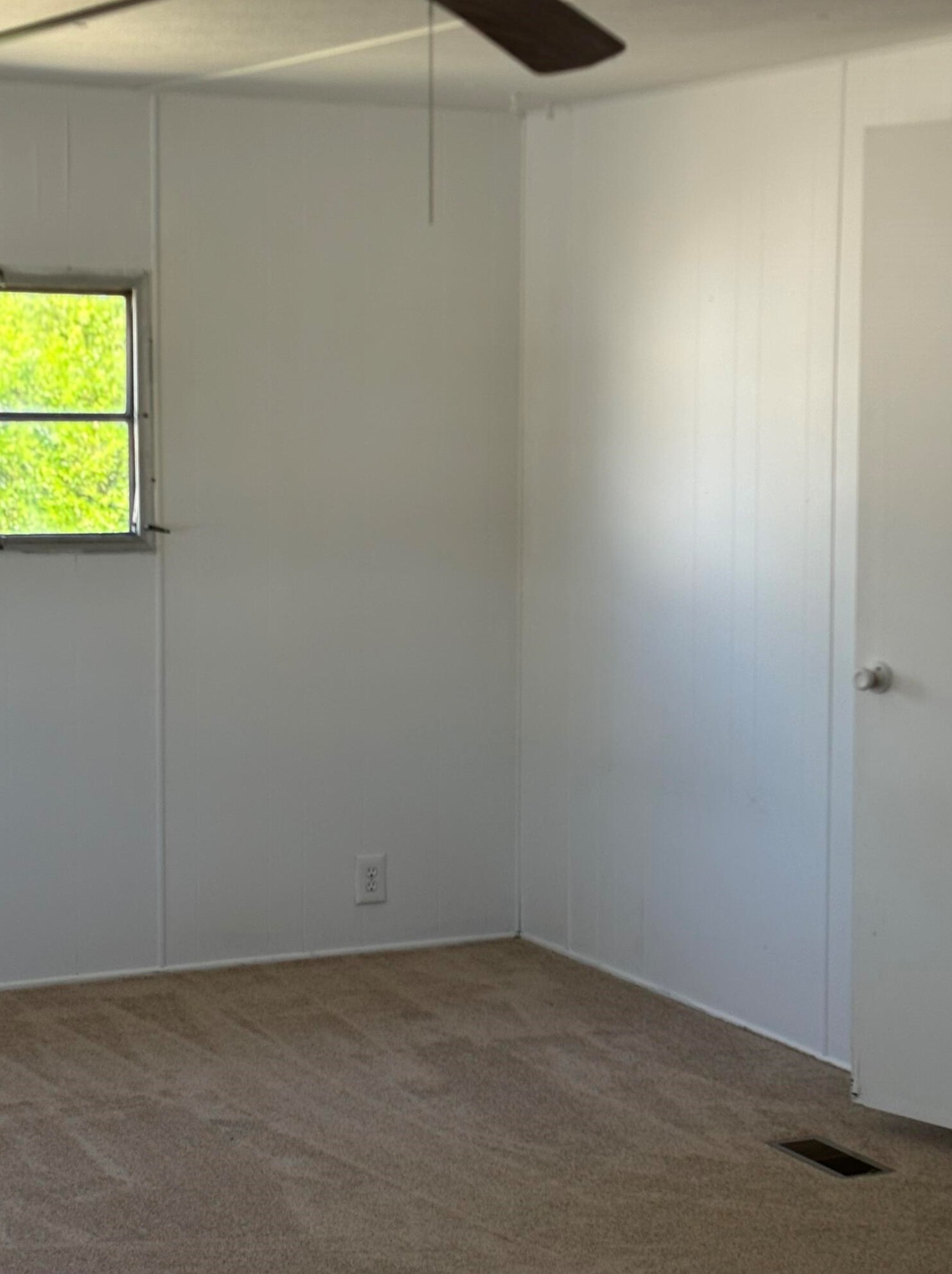 16 Hermosa Ln, Fort Pierce FL  34952-8543 exterior