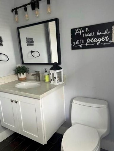 3930 Tree Tops Rd, Hollywood FL  33026-1185 exterior