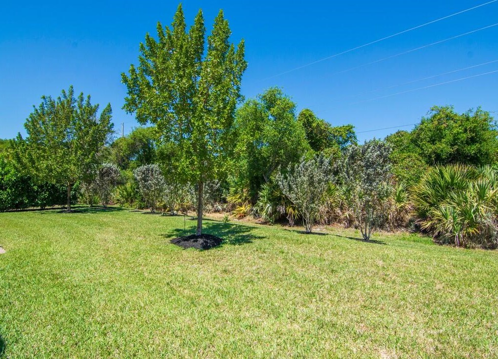 299 11 Sq, Vero Beach FL  32962-3442 exterior