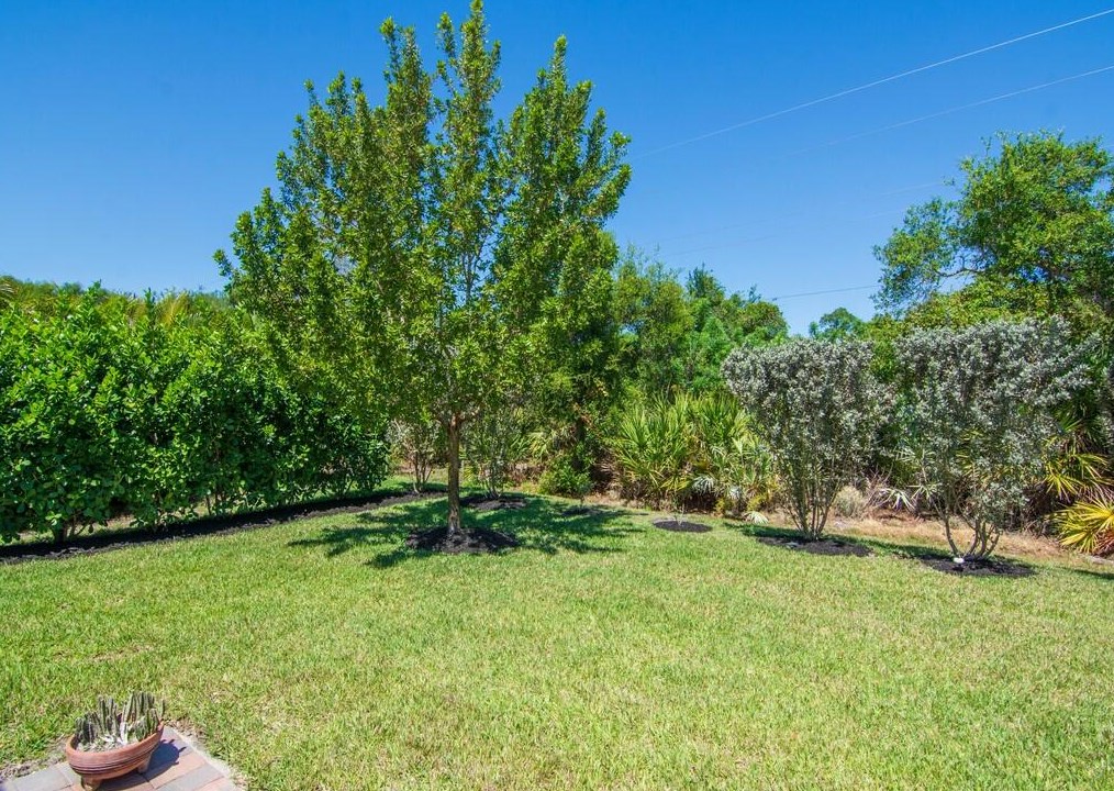 299 11 Sq, Vero Beach FL  32962-3442 exterior