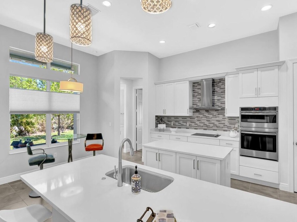 299 11 Sq, Vero Beach FL  32962-3442 exterior