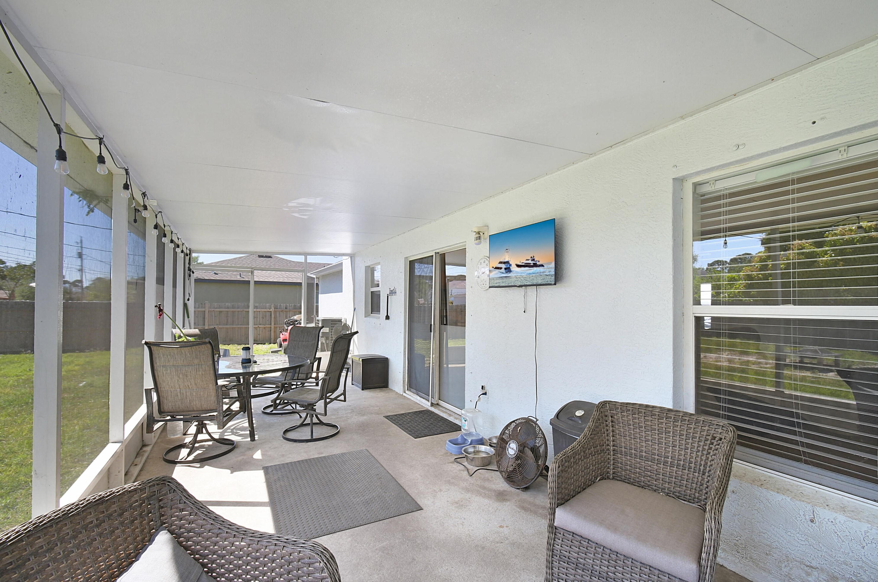 3981 Alice St, Fort Pierce FL 34953-7020 exterior