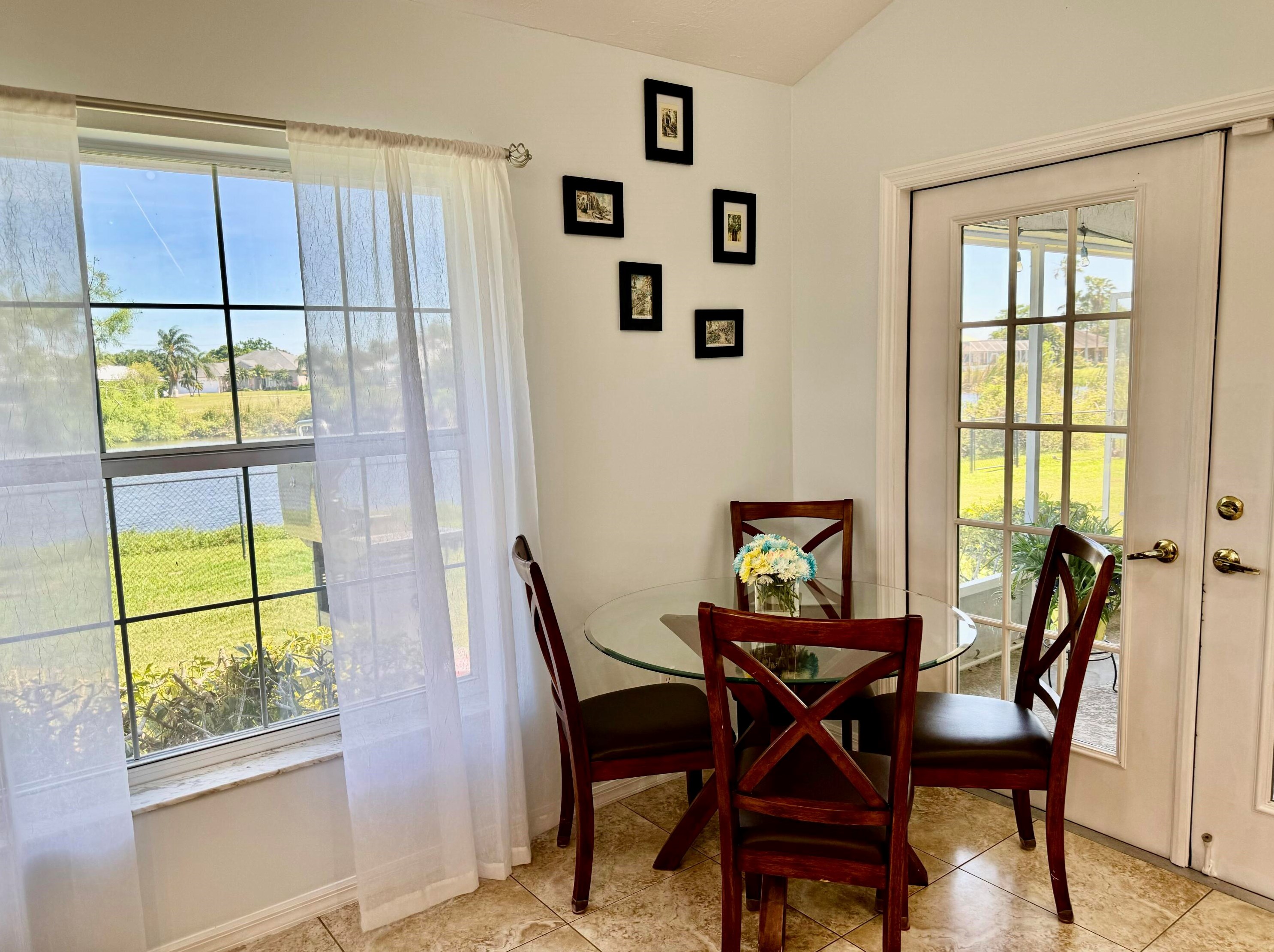 1400 21st St, Okeechobee FL  34974-2411 exterior
