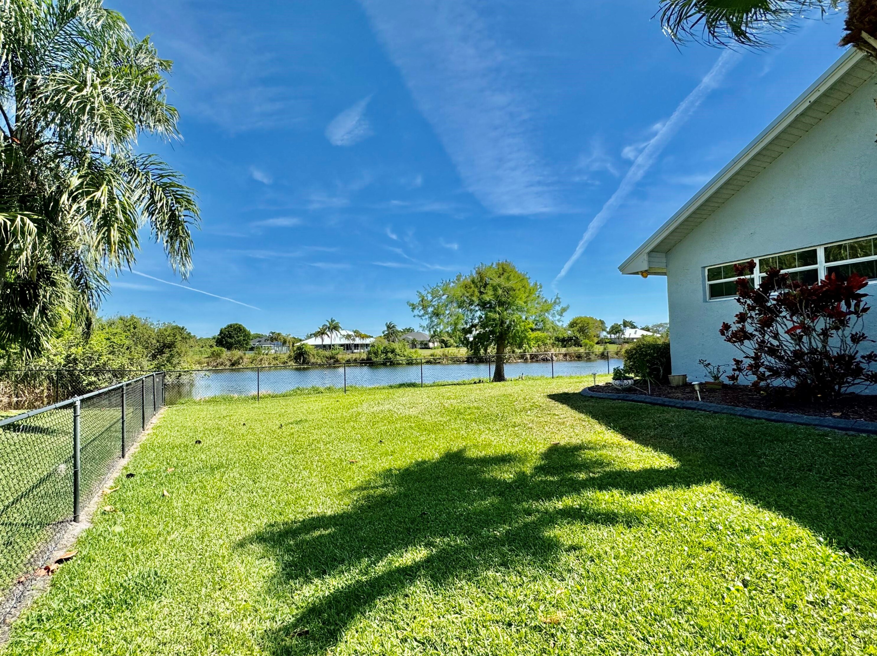 1400 21st St, Okeechobee FL  34974-2411 exterior