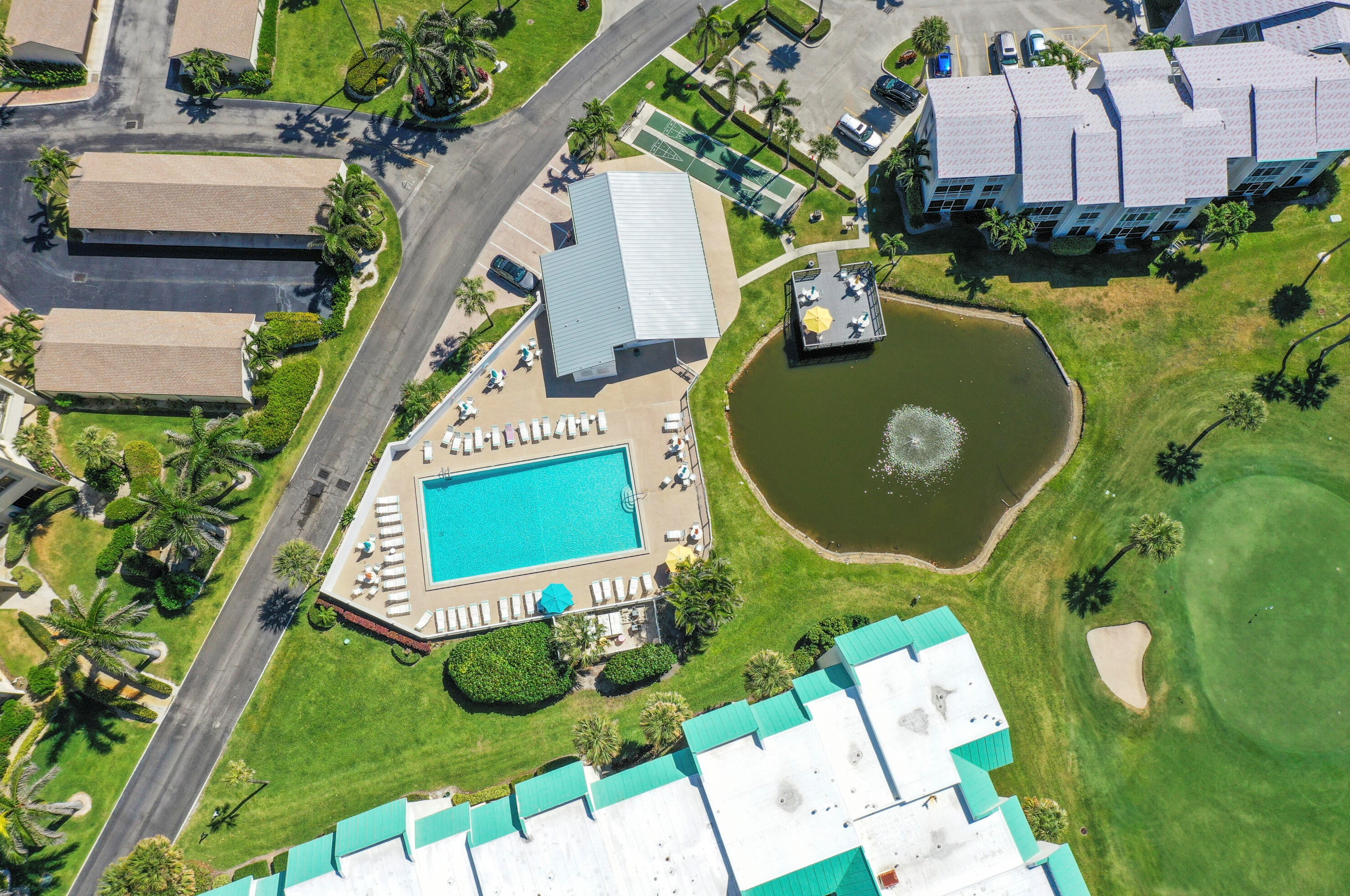 2400 Ocean Dr, Fort Pierce FL  81111-8018 exterior