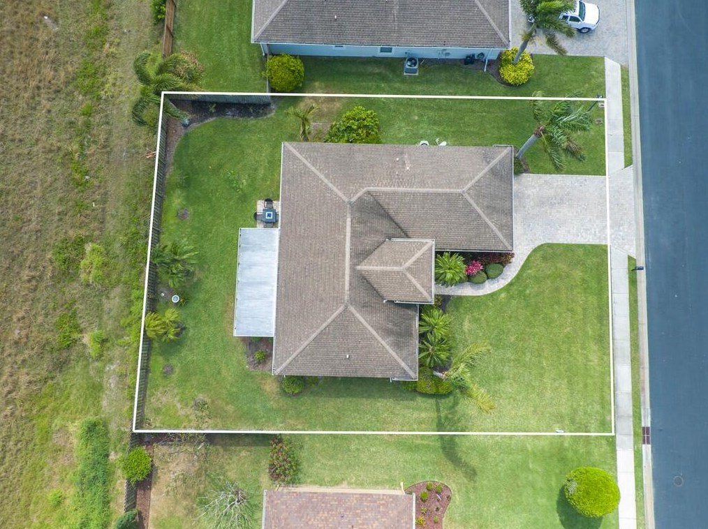 551 High Hawk Cir, Vero Beach FL  32962-7155 exterior