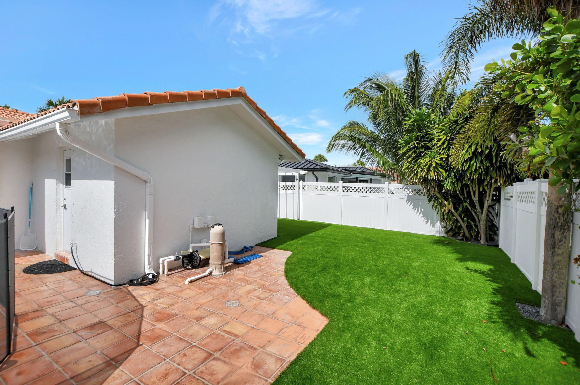 793 Camino Lakes Cir, Boca Raton FL  33486-6964 exterior