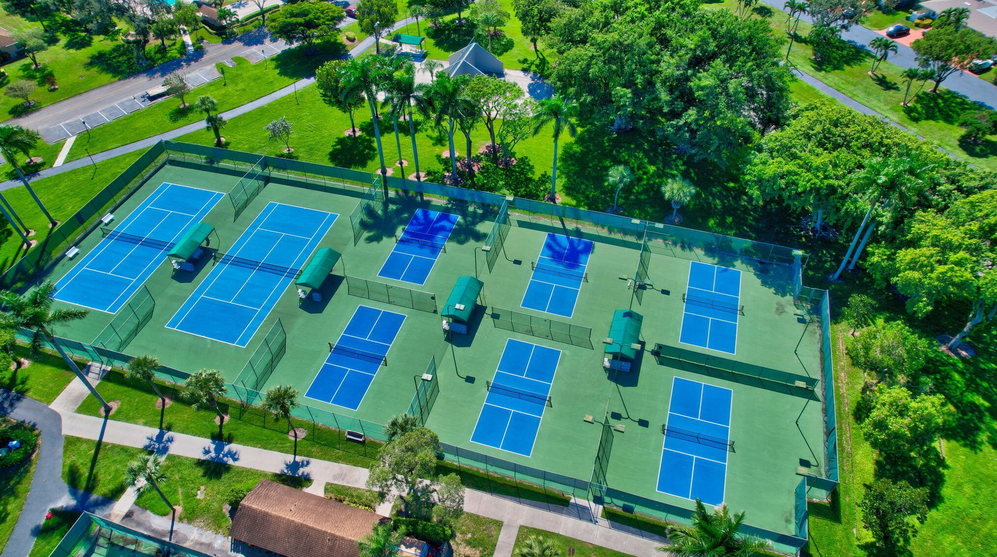 8359 Sunmeadow Ln, Boca Raton FL 33496-5172 exterior