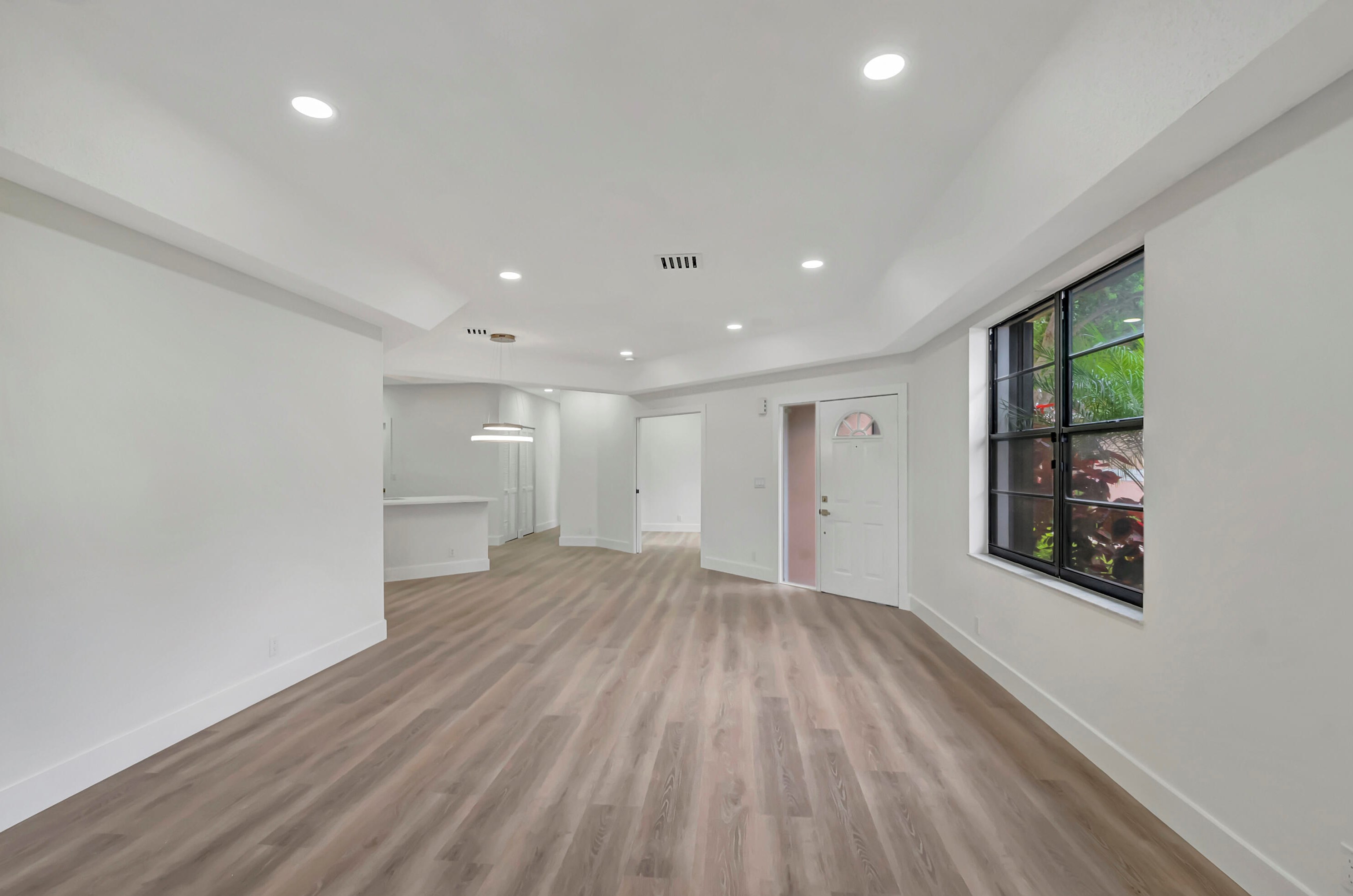 8359 Sunmeadow Ln, Boca Raton FL 33496-5172 exterior