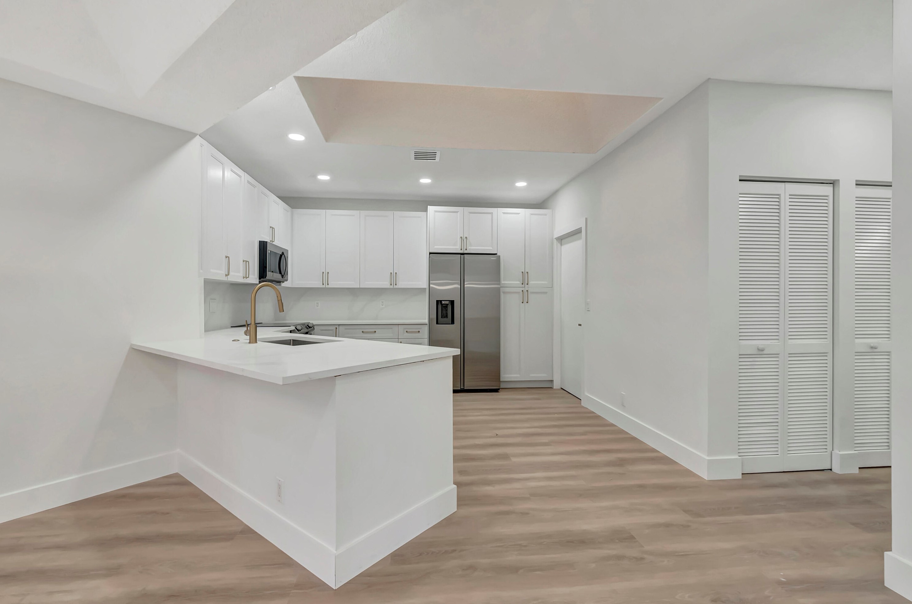 8359 Sunmeadow Ln, Boca Raton FL 33496-5172 exterior