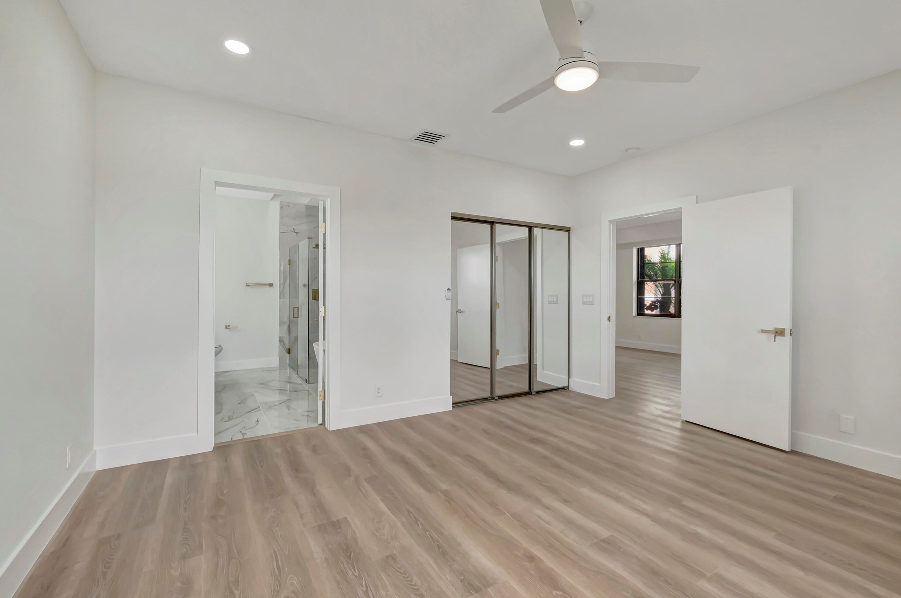 8359 Sunmeadow Ln, Boca Raton FL 33496-5172 exterior