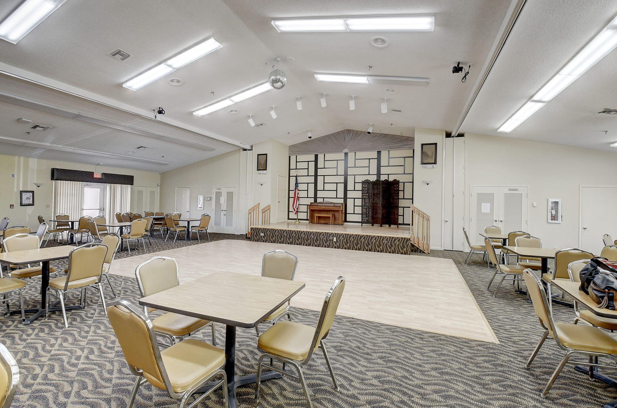 8359 Sunmeadow Ln, Boca Raton FL 33496-5172 exterior