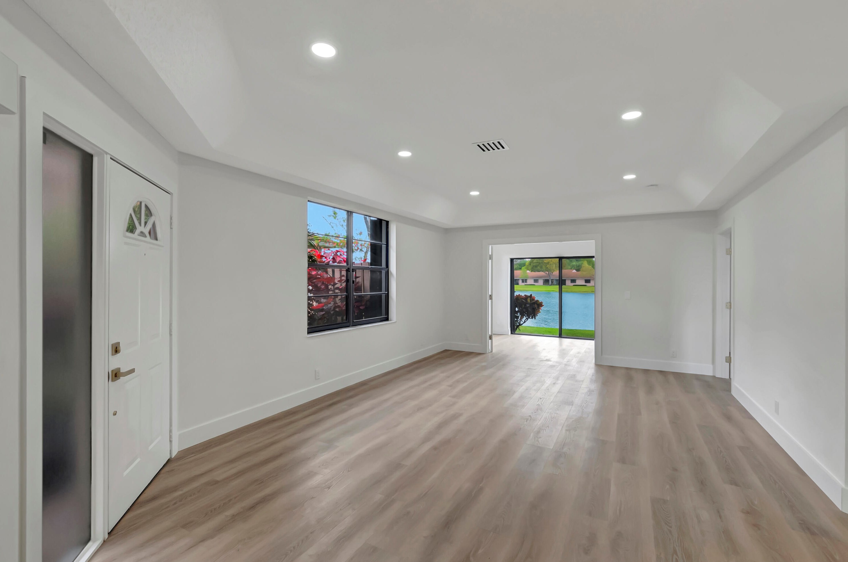 8359 Sunmeadow Ln, Boca Raton FL 33496-5172 exterior