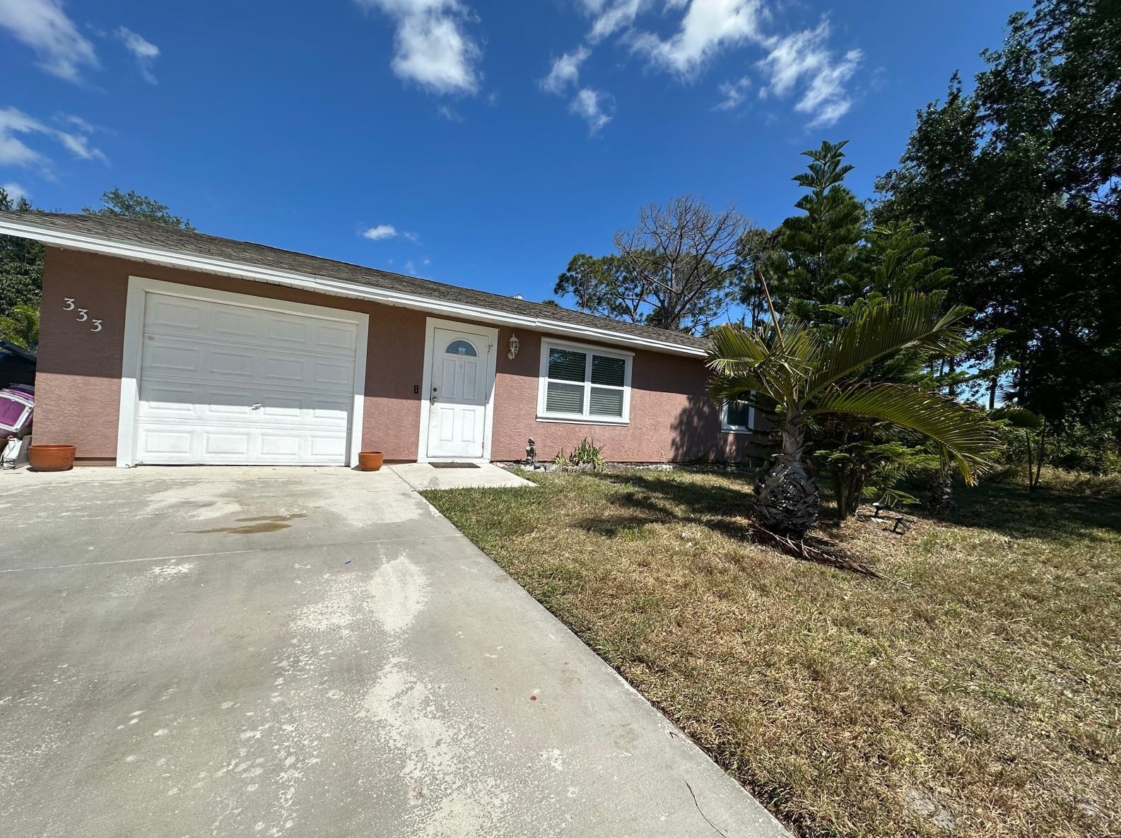 333 North Macedo Blvd, Fort Pierce FL  34983-1567 exterior