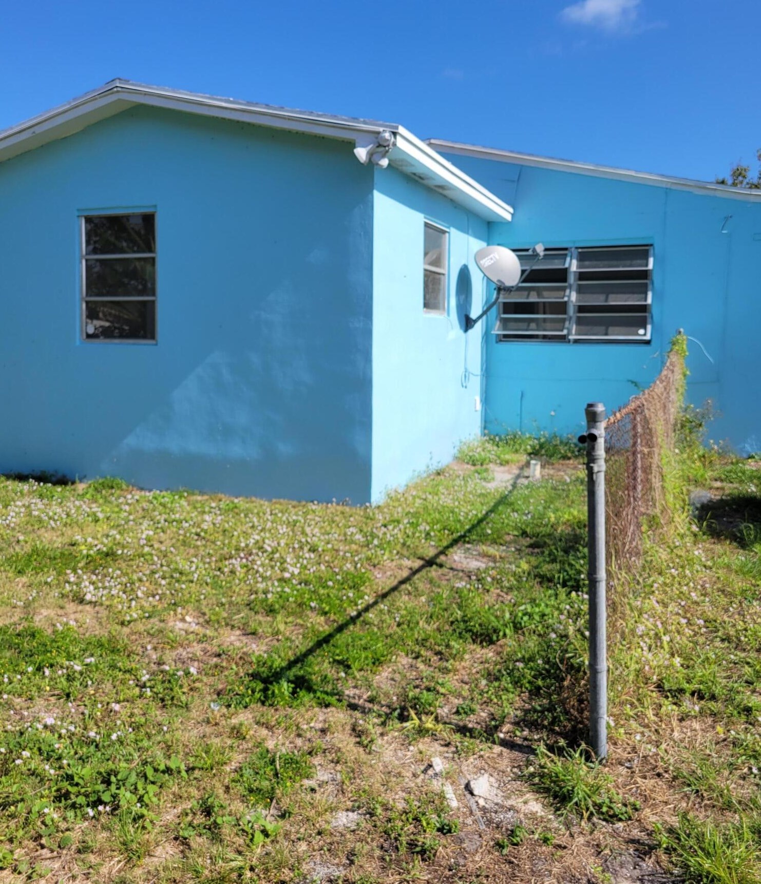 1380 32nd St, West Palm Beach FL  33404-3562 exterior