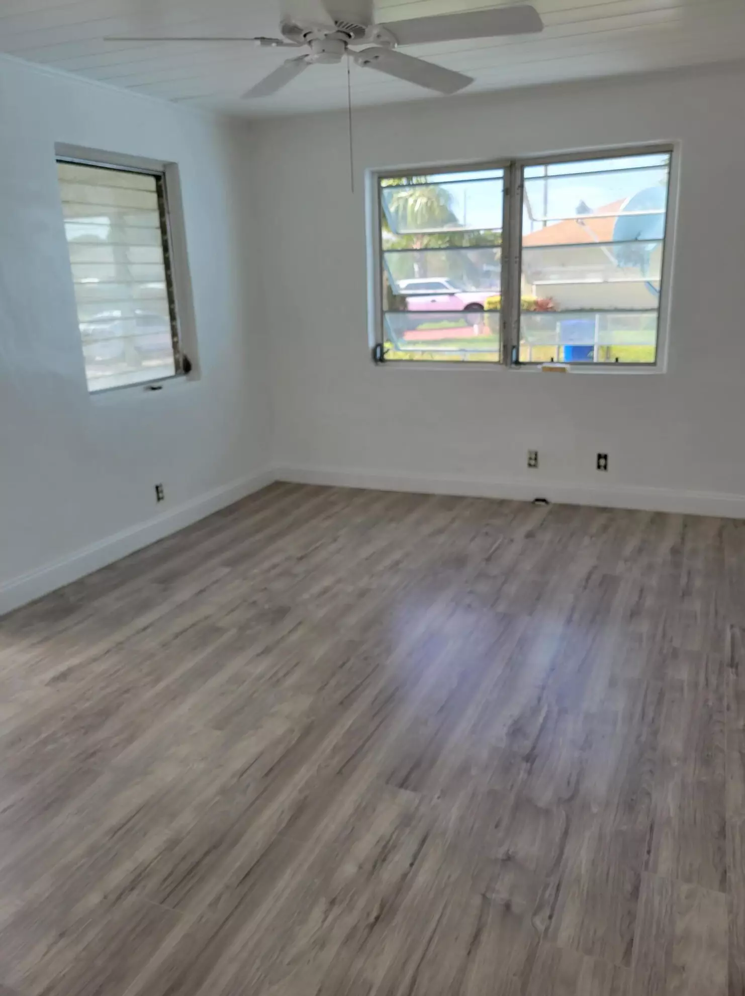 1380 32nd St, West Palm Beach FL  33404-3562 exterior