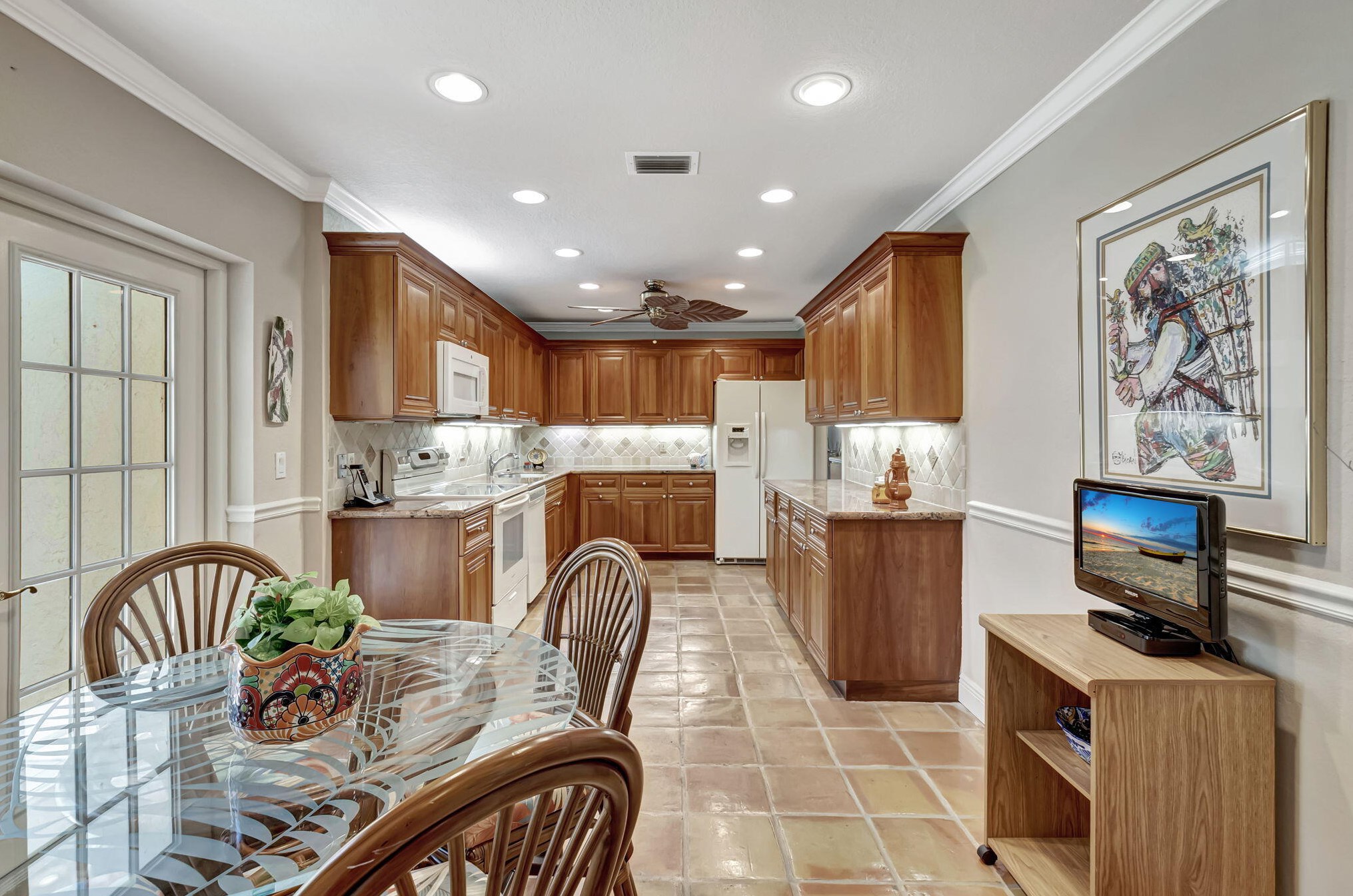 6 Cambridge Dr, Boynton Beach FL  33436-6213 exterior