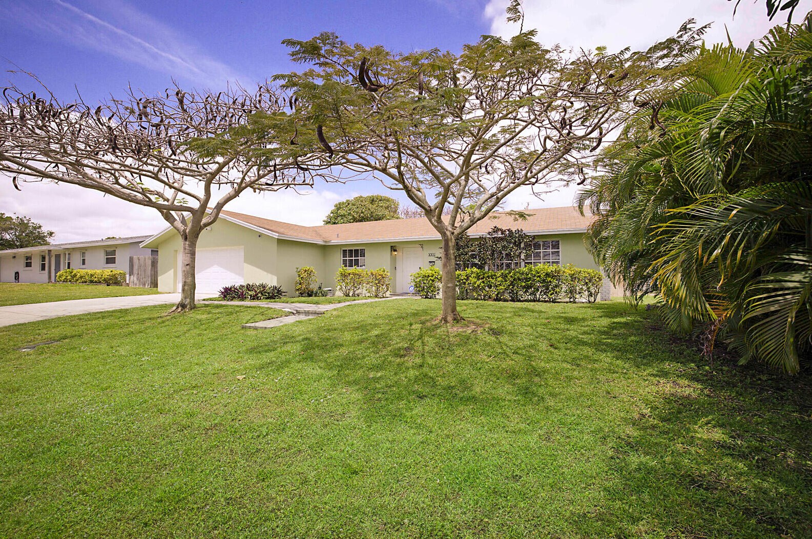 231 11th Ave, Boynton Beach FL  33435-3046 exterior