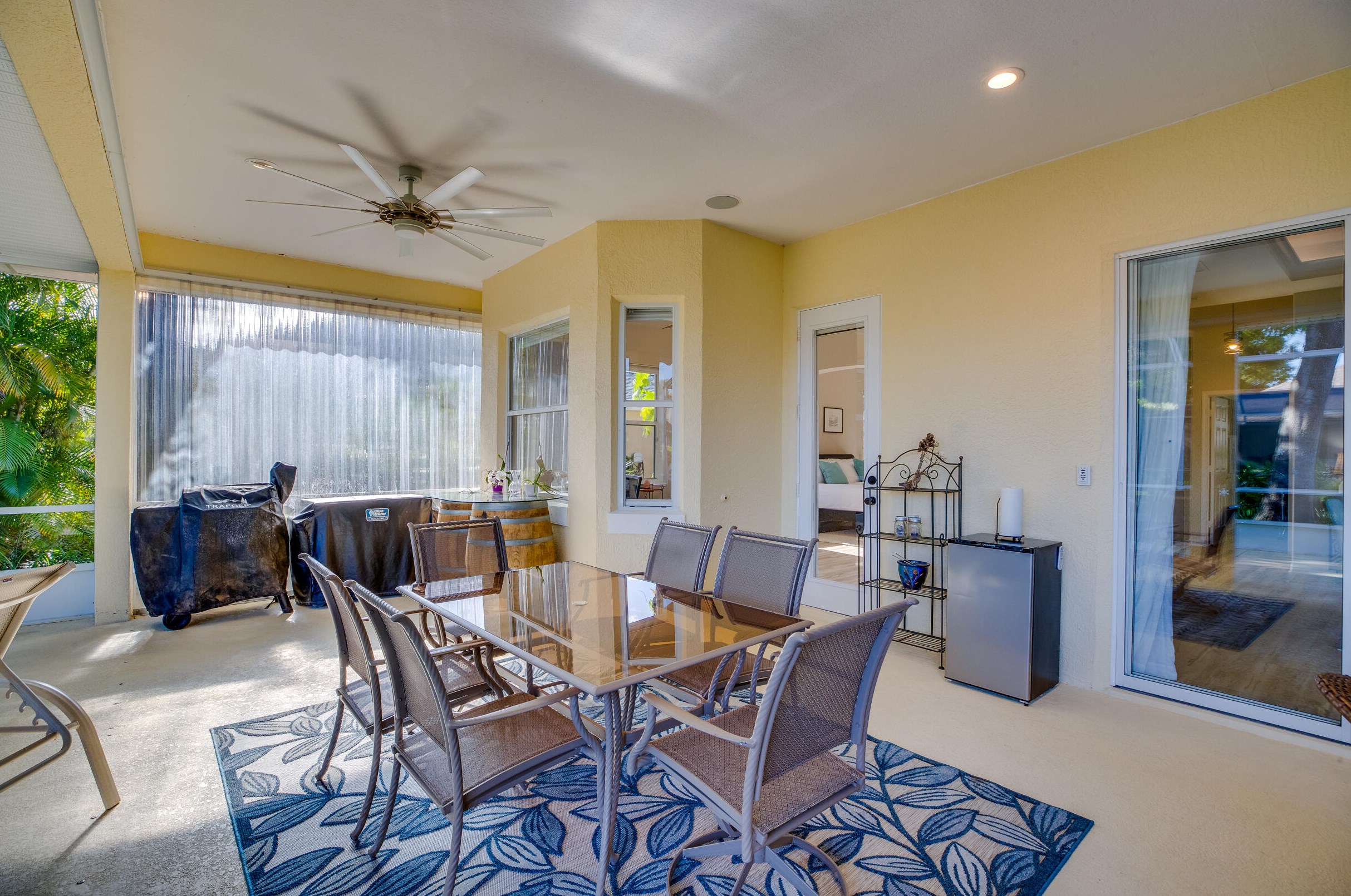 6546 35 Pl, Vero Beach FL  32966-7810 exterior