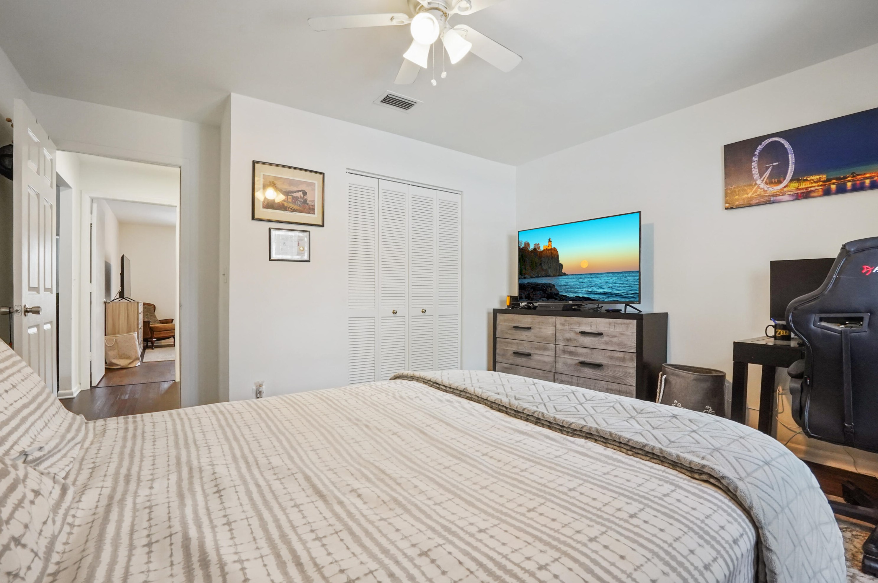 5978 Lincoln Cir, Lake Worth FL 33463-6743 exterior