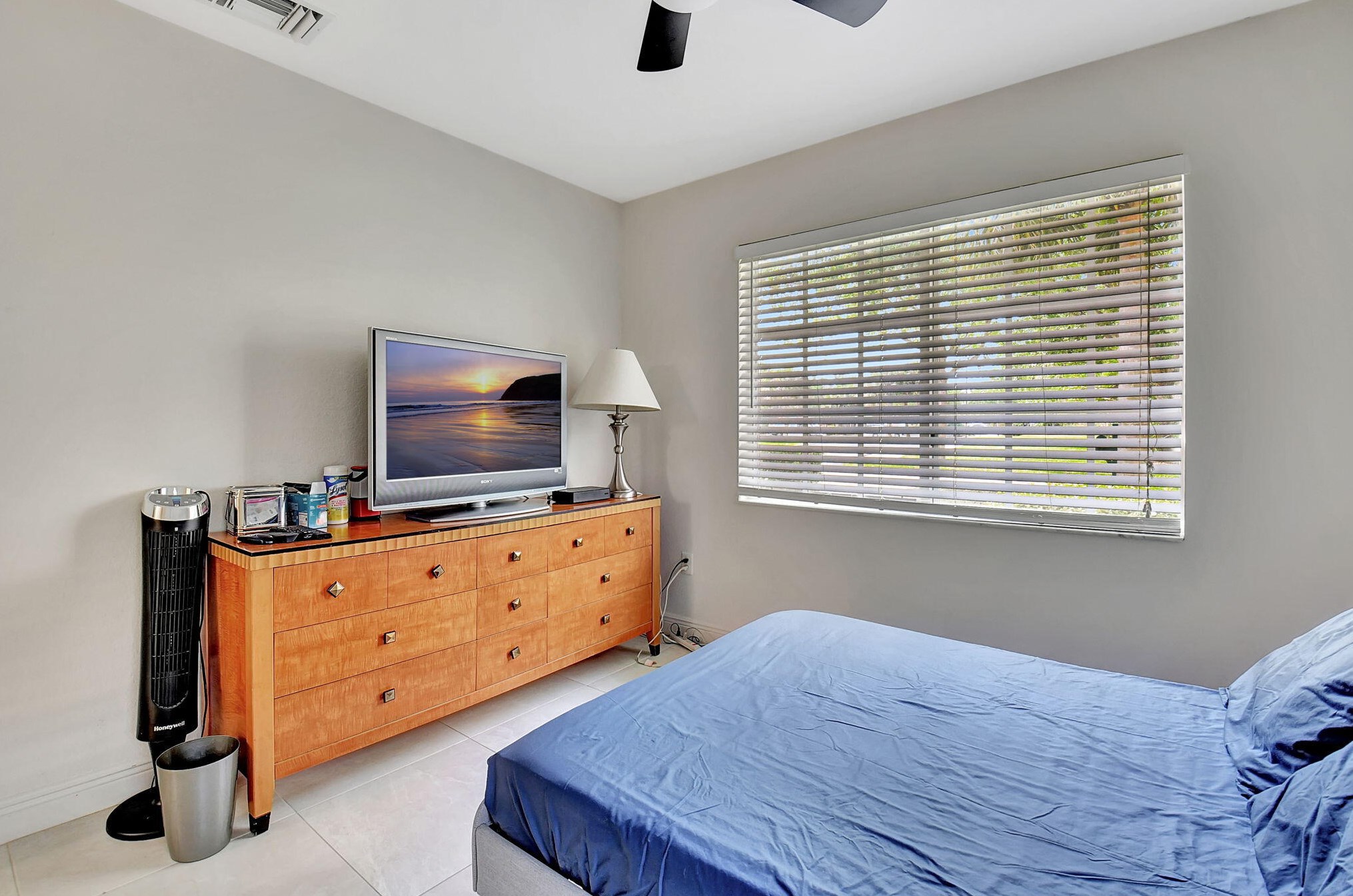 6683 Old Farm Trl, Boynton Beach FL 33437-7900 exterior