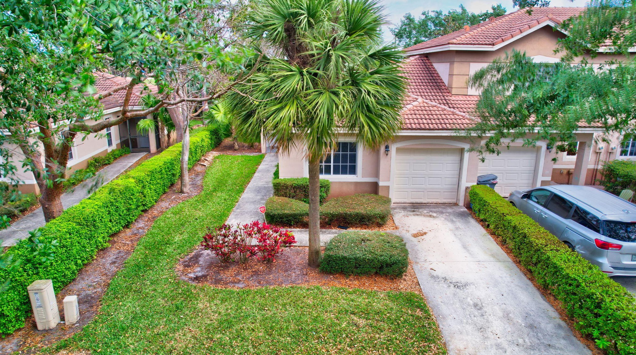 6683 Old Farm Trl, Boynton Beach FL 33437-7900 exterior