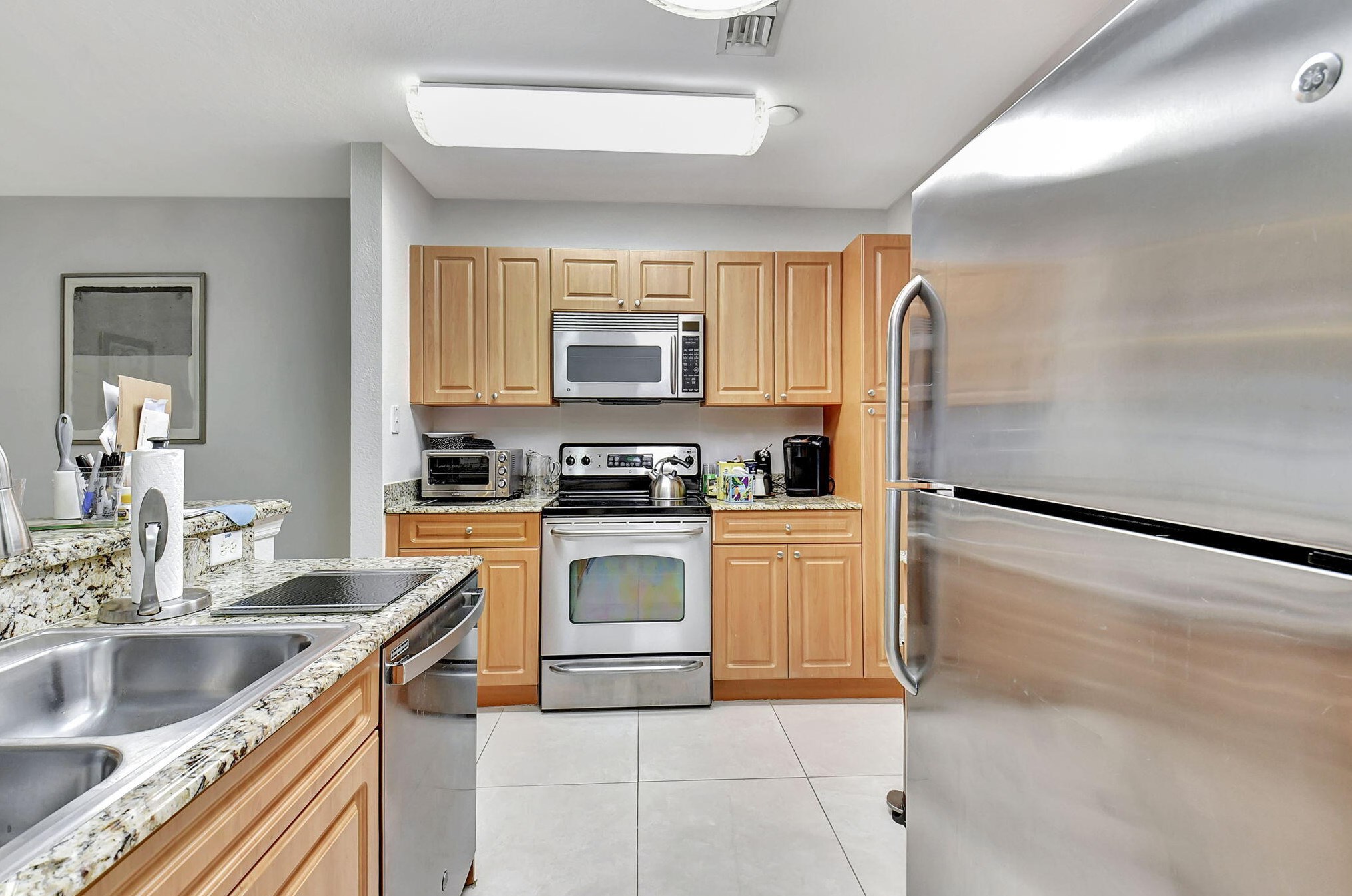 6683 Old Farm Trl, Boynton Beach FL 33437-7900 exterior