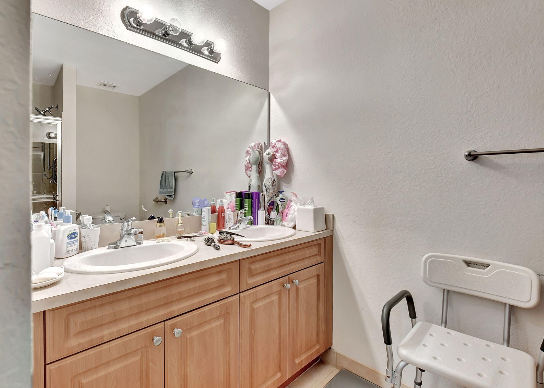 6683 Old Farm Trl, Boynton Beach FL 33437-7900 exterior