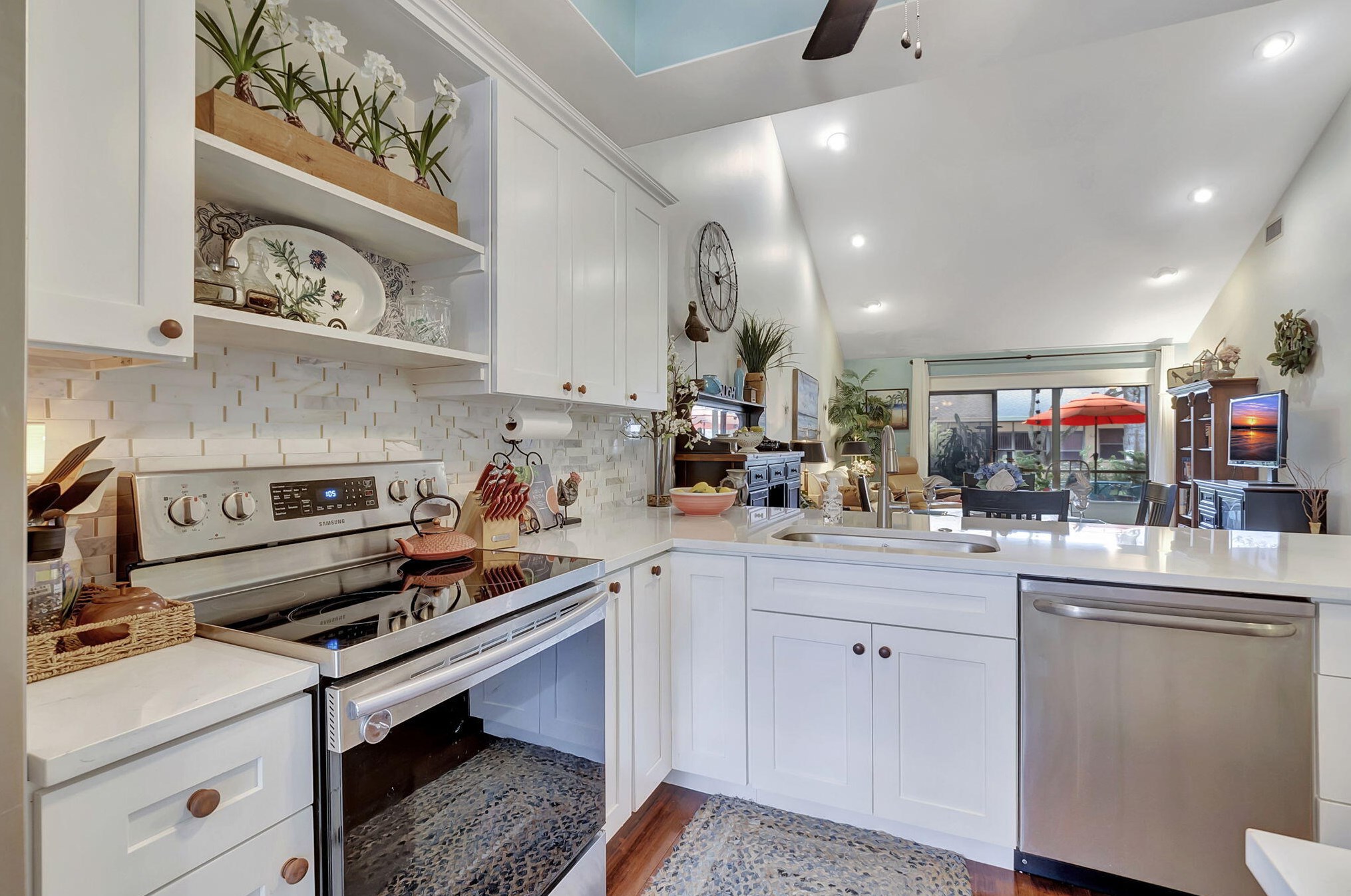 10907 Lake Front Pl, Boca Raton FL  33498-1699 exterior