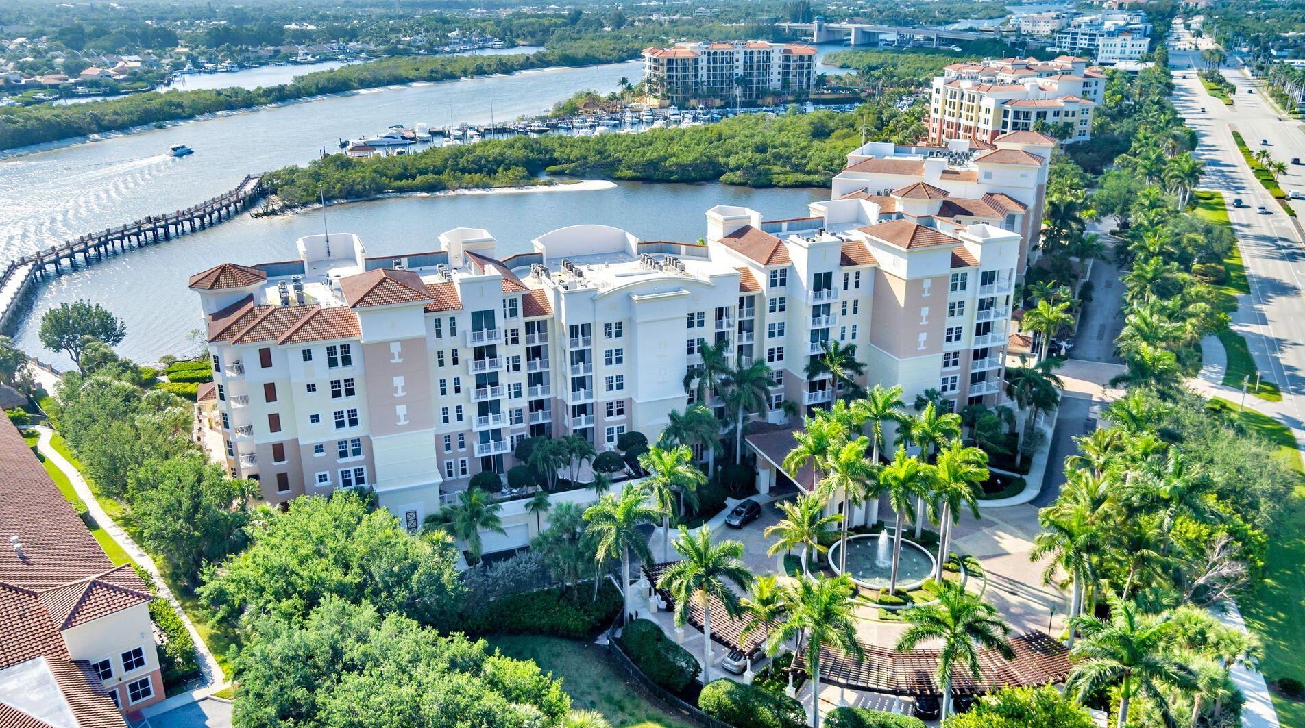 700 Us Highway 1, Jupiter FL  33469-2375 exterior