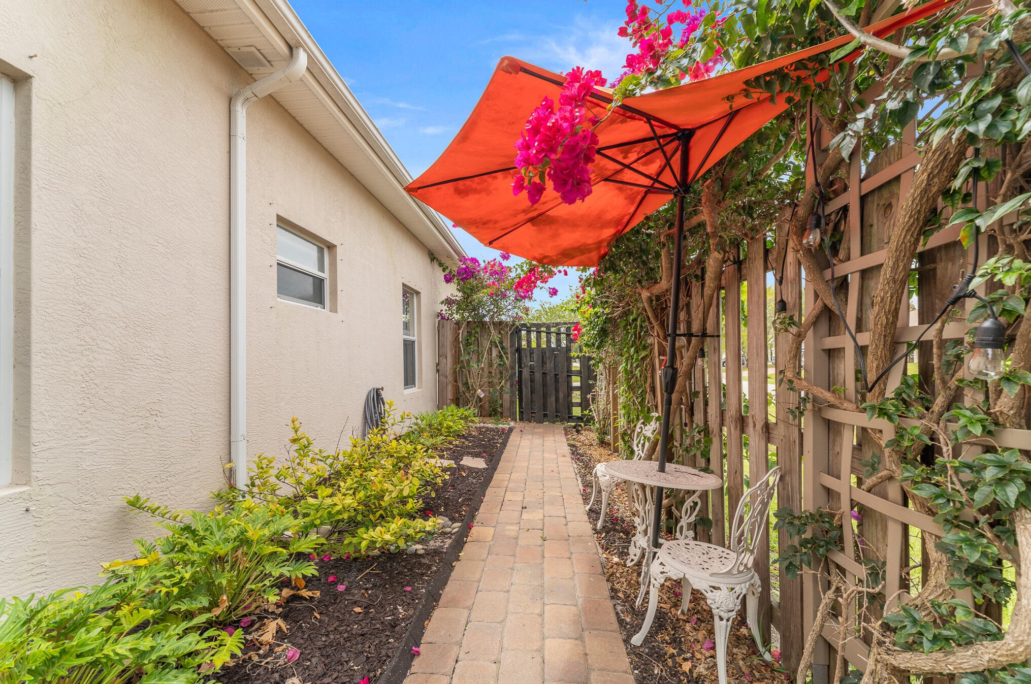 1891 Altman Ave, Fort Pierce FL  34953-1010 exterior