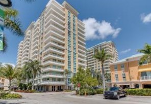 625 Casa Loma Blvd, Boynton Beach FL  33435-4152 exterior