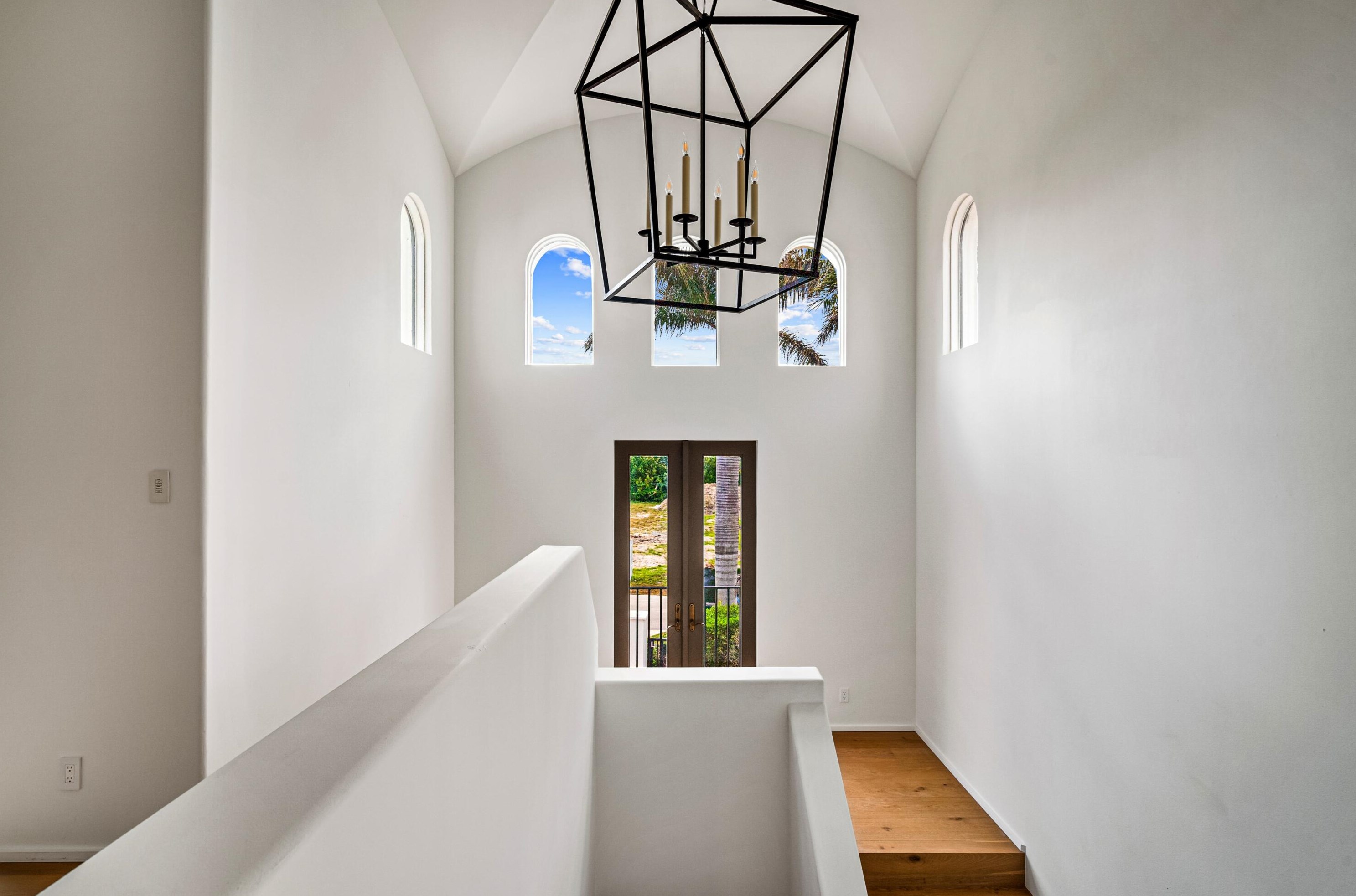 1207 Spanish Riv Rd, Boca Raton FL 33432-7706 exterior