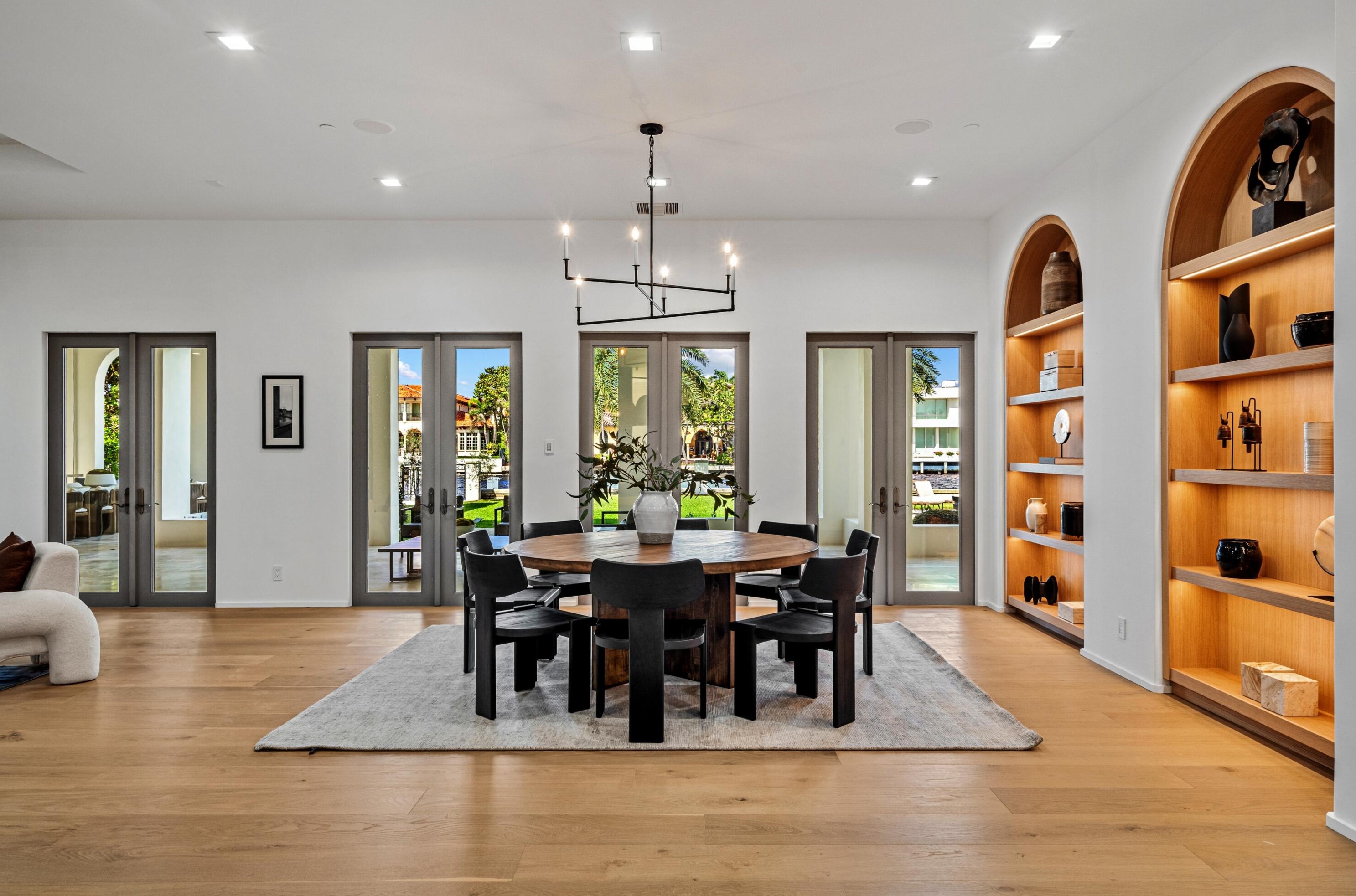 1207 Spanish Riv Rd, Boca Raton FL 33432-7706 exterior