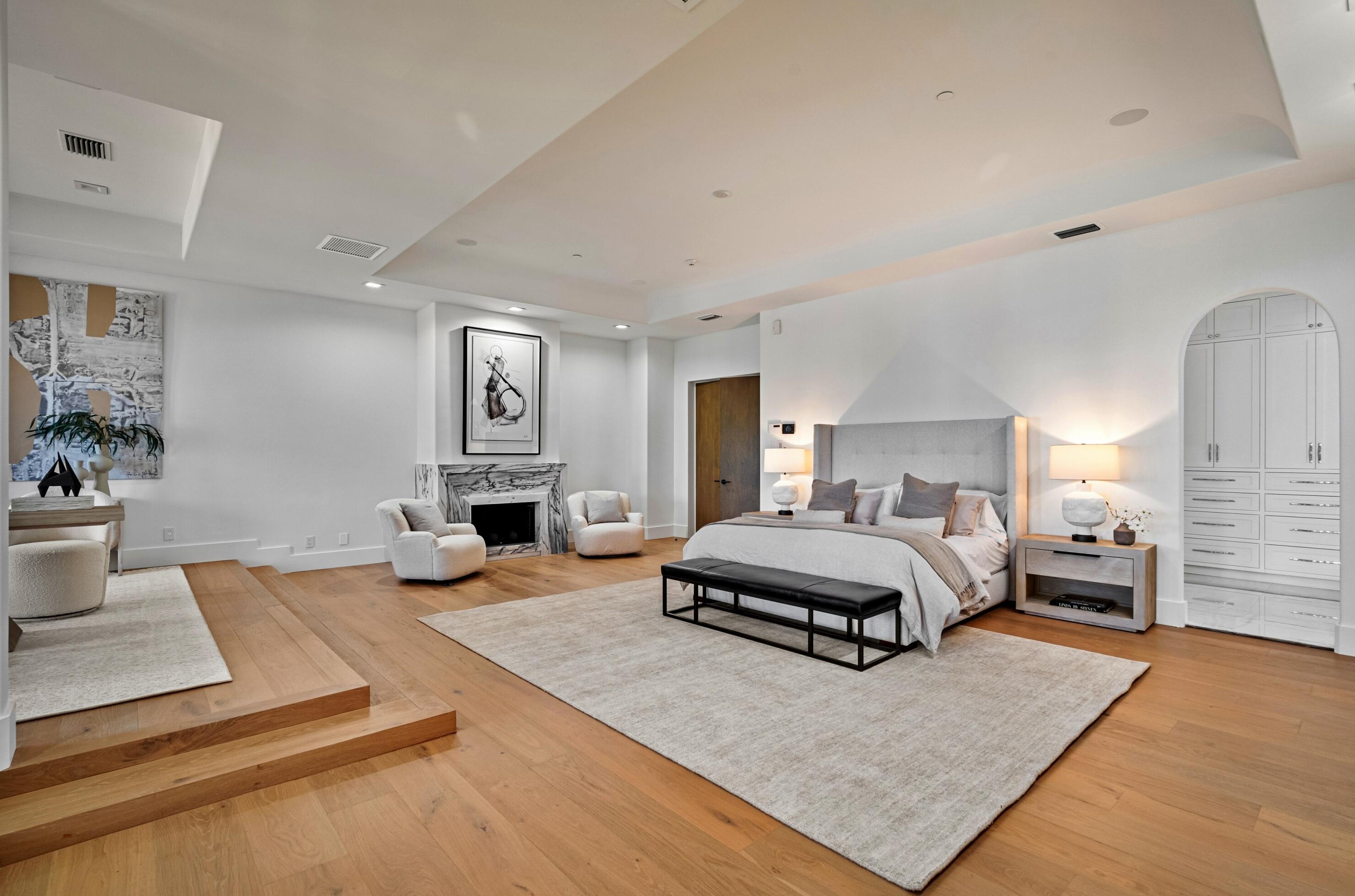 1207 Spanish Riv Rd, Boca Raton FL 33432-7706 exterior