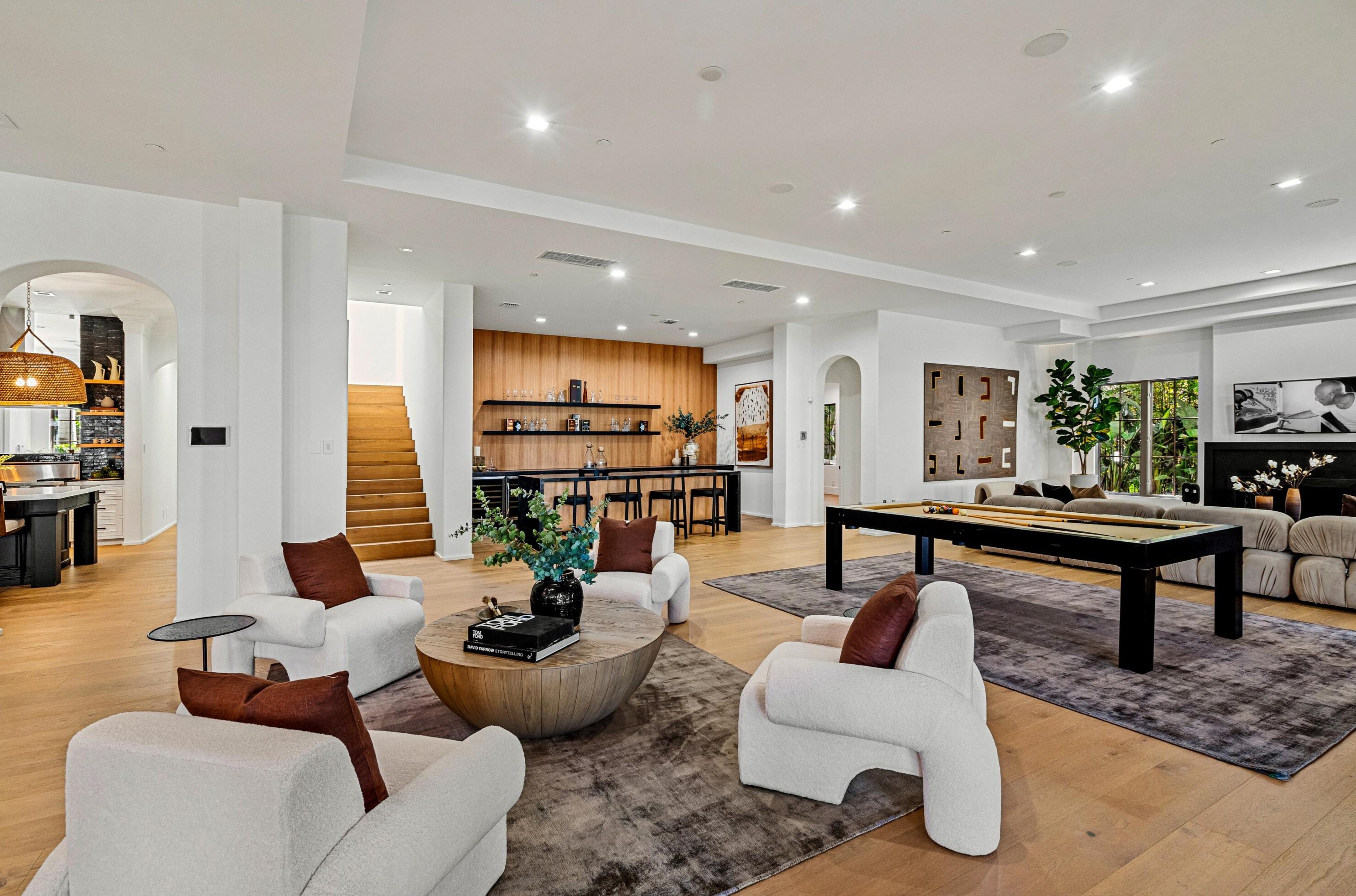 1207 Spanish Riv Rd, Boca Raton FL 33432-7706 exterior