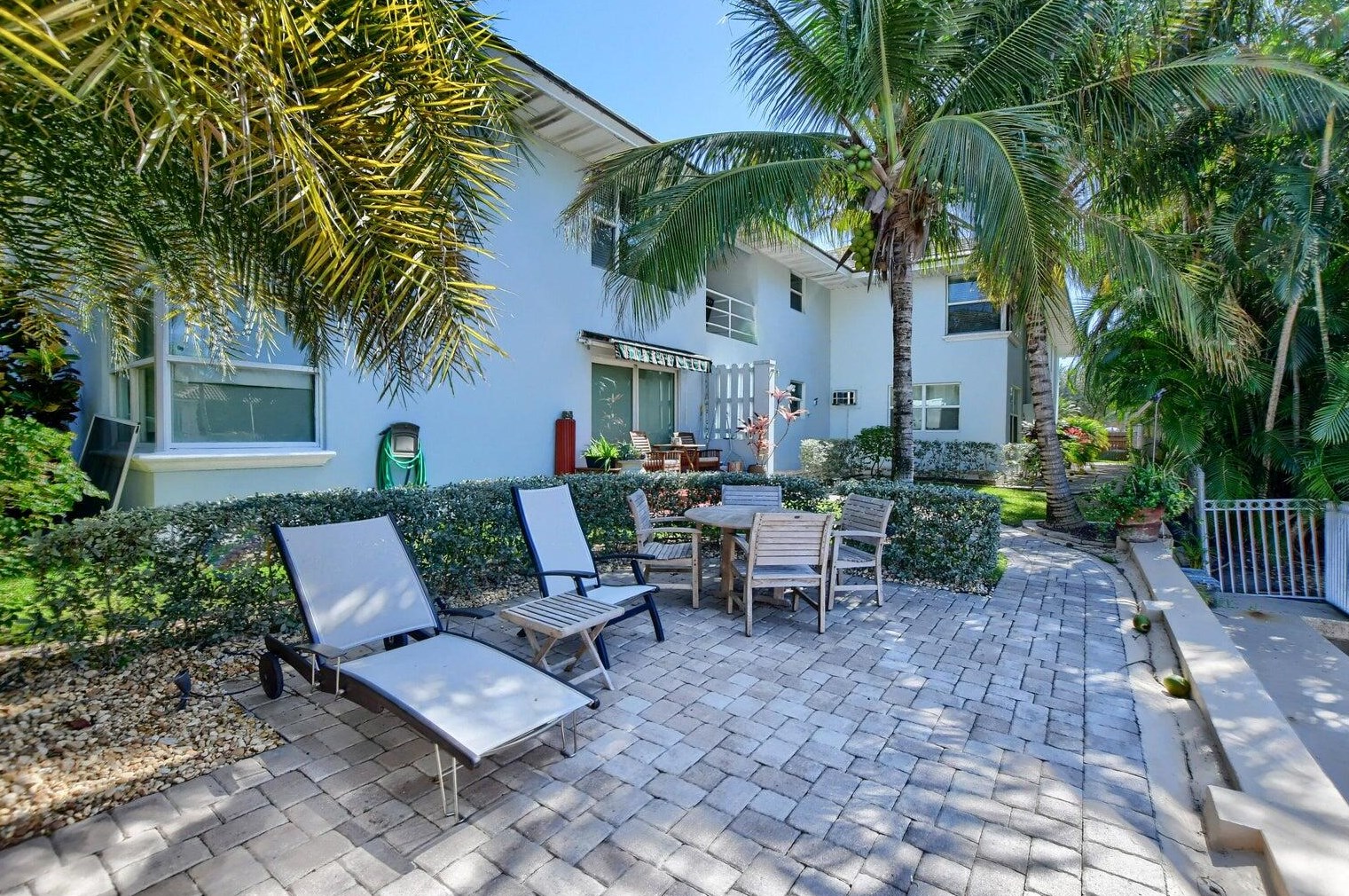 1820 Ocean Blvd, Delray Beach FL  33483-6567 exterior