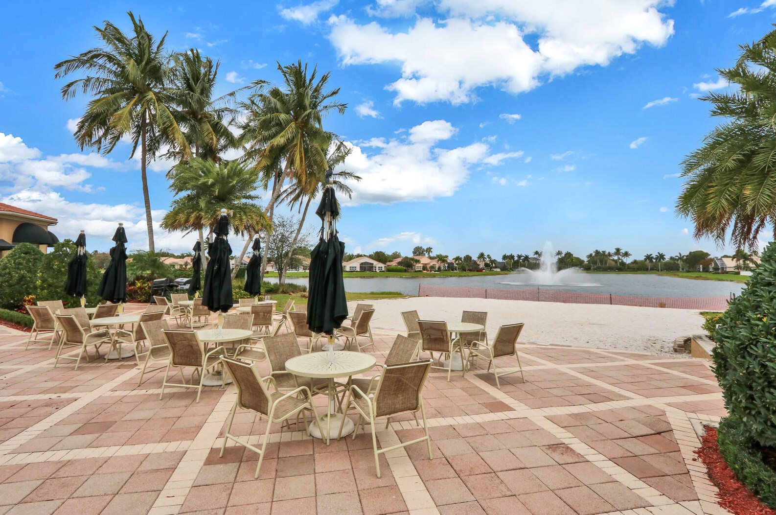 7937 Sonora St, Boynton Beach FL  33437-4021 exterior