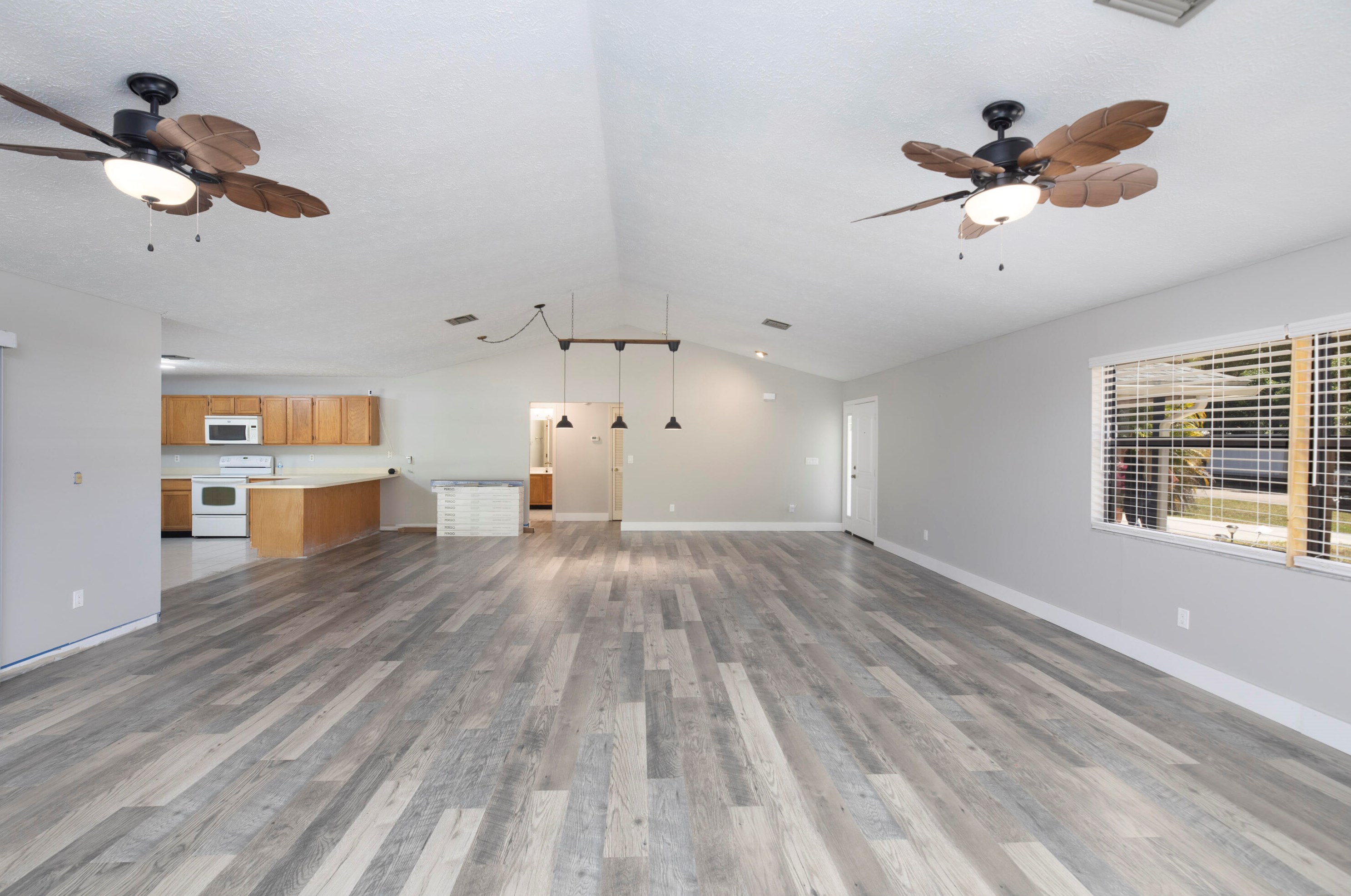 8806 Brookline Ave, Fort Pierce FL 34951-3407 exterior