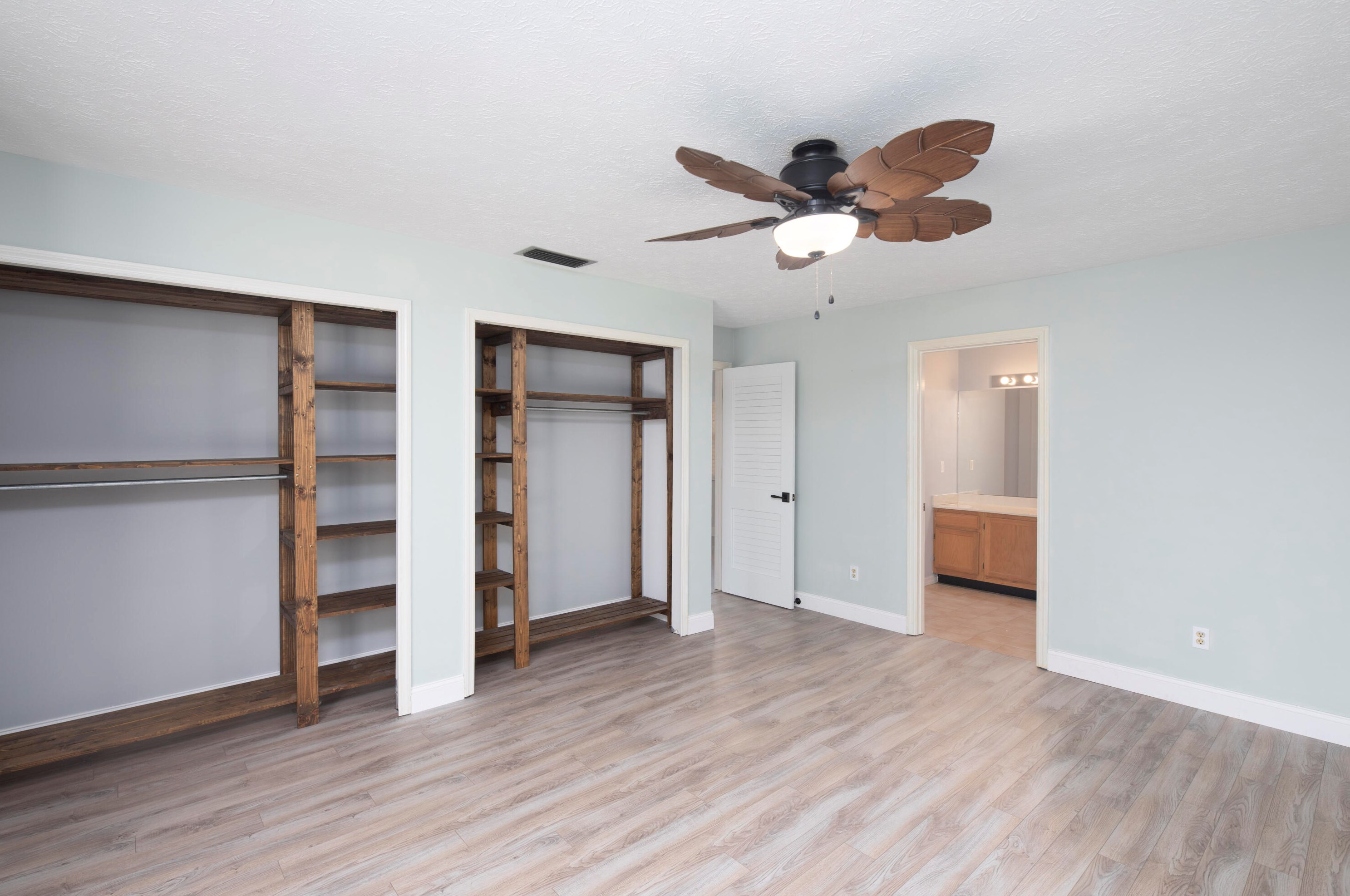 8806 Brookline Ave, Fort Pierce FL 34951-3407 exterior