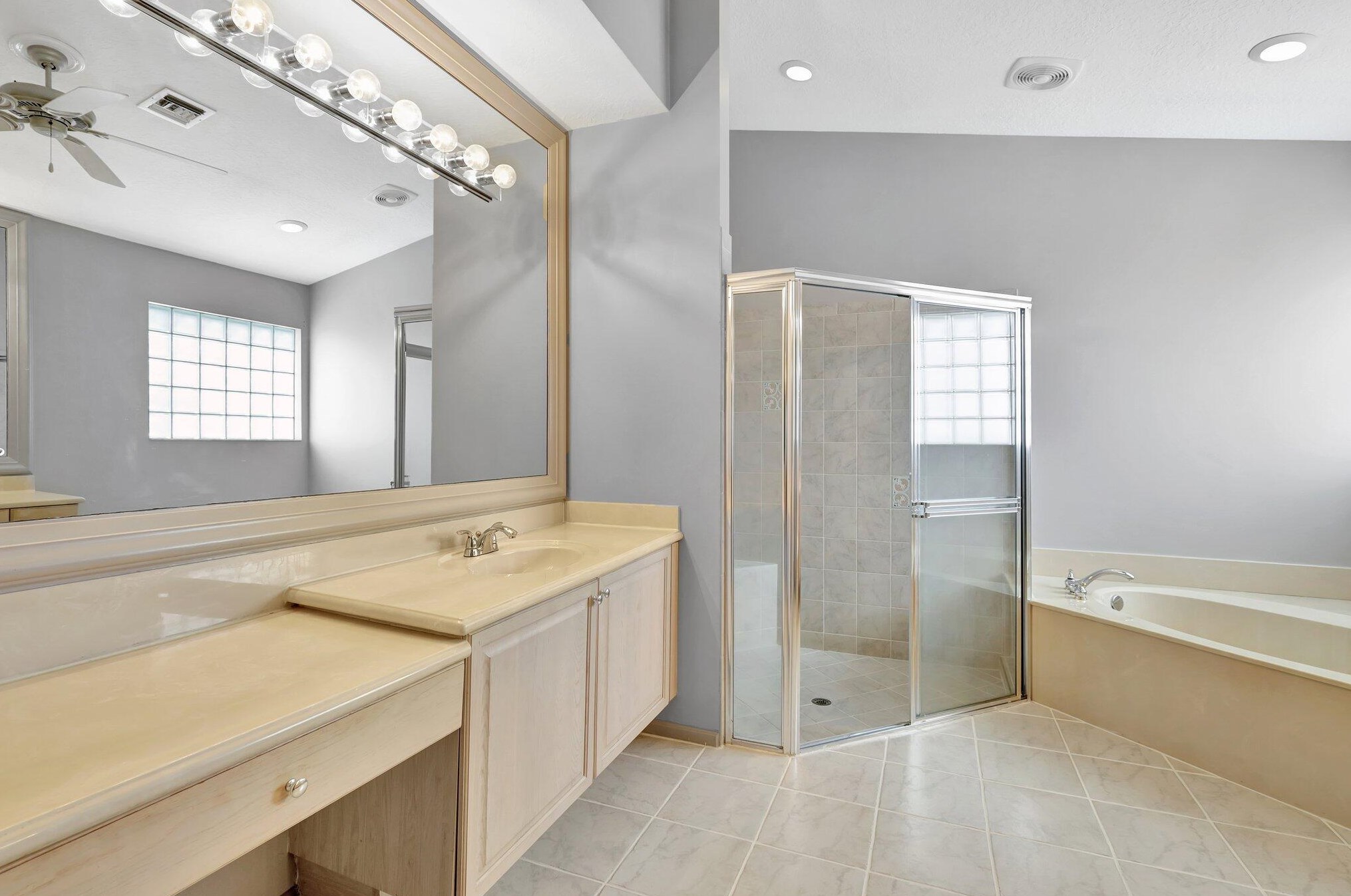 10318 Utopia Cir, Boynton Beach FL  exterior