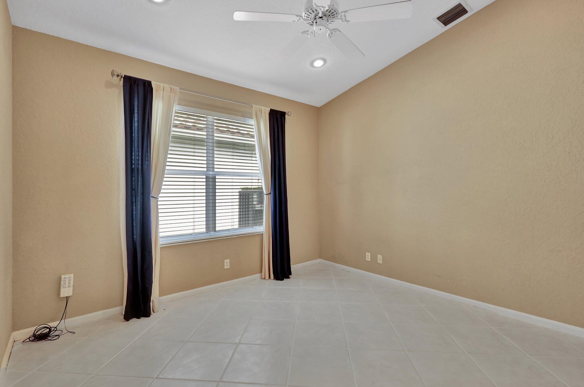 10318 Utopia Cir, Boynton Beach FL  exterior