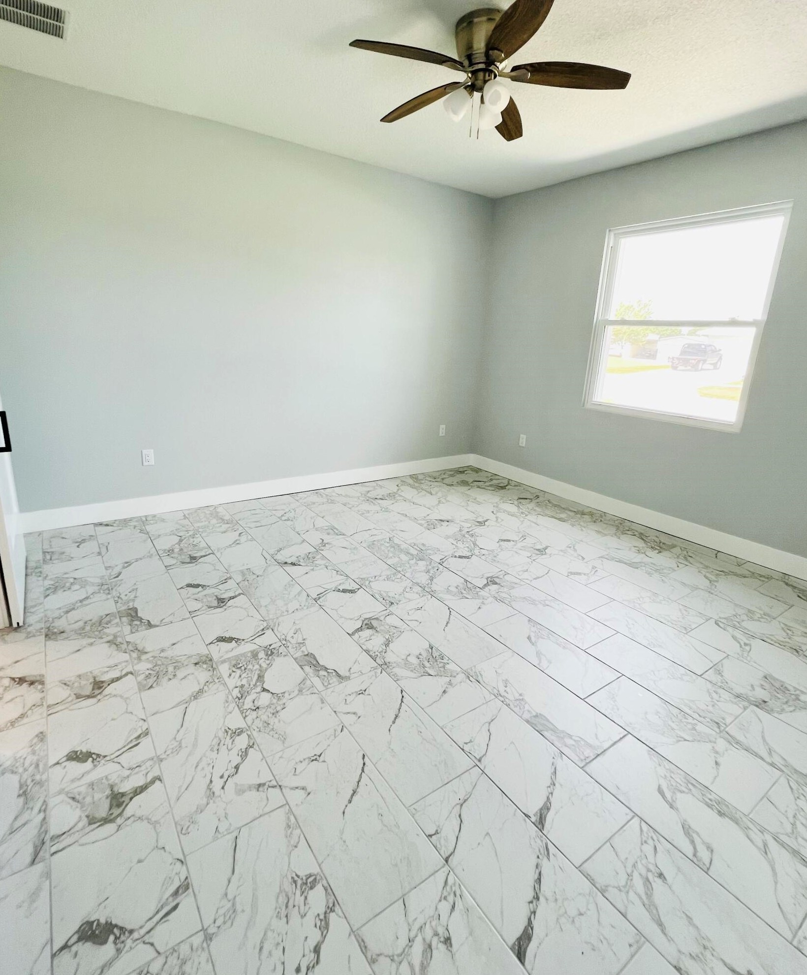 8640 7th Ln, Okeechobee FL 34974-1532 exterior